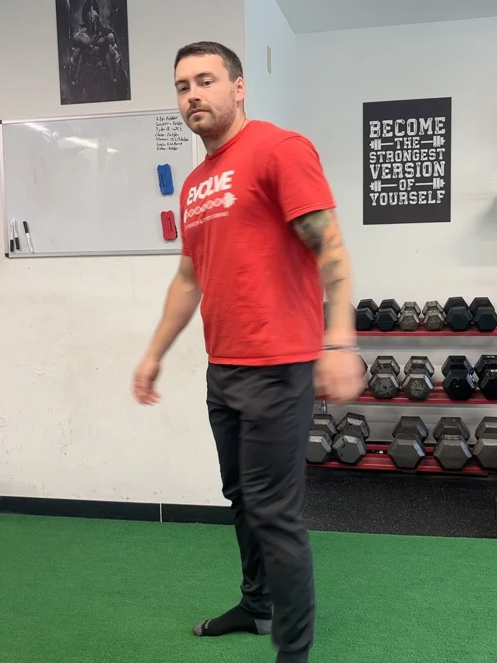 🌊 MOBILITY DRILLS THAT WORK 🌊 
Follow up to my last post on getting your pelvis neutral.
Here are some actual good mobility drills. These will actually allow you to stretch LESS because your muscles and joints will be in proper positions.
I include