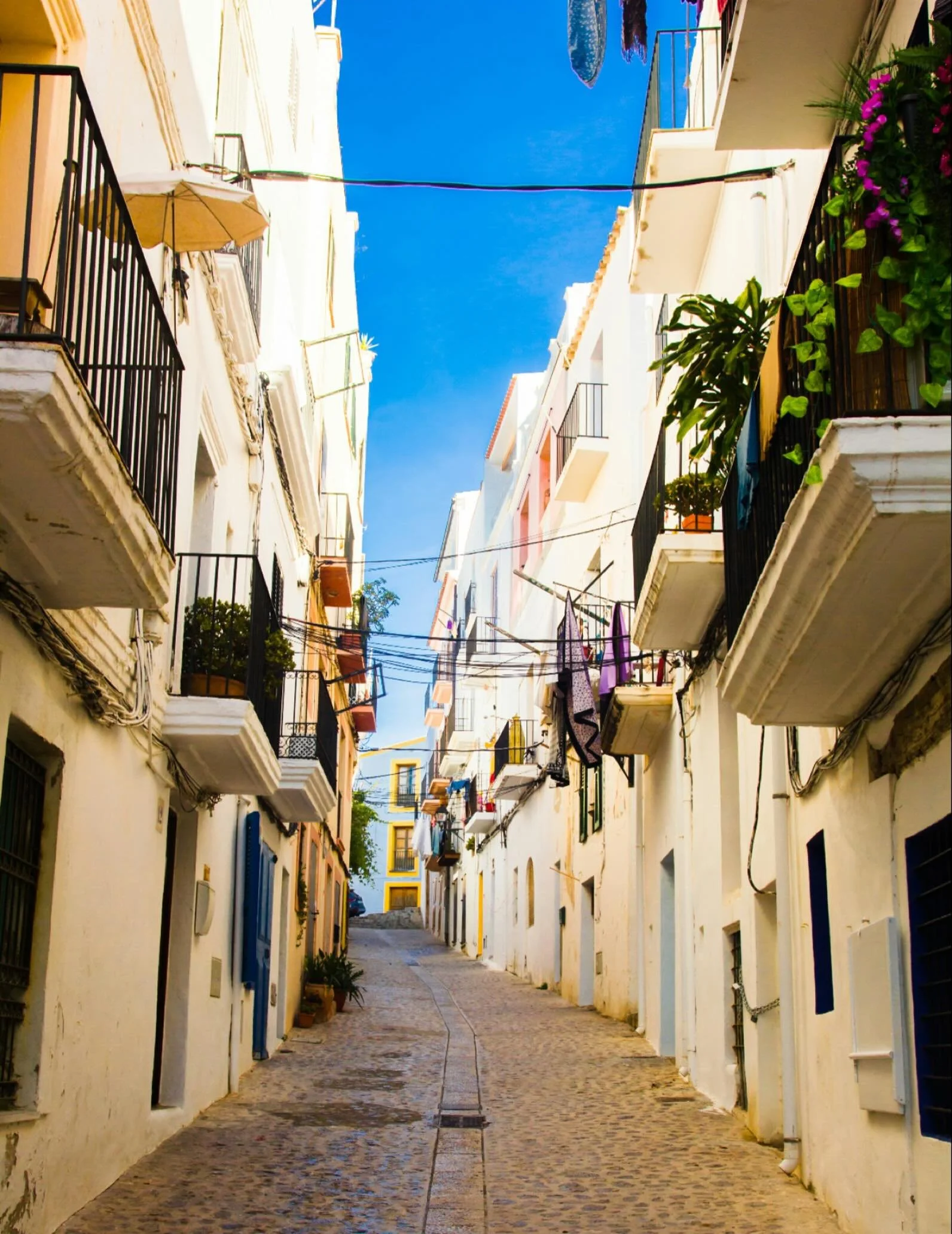 We walk through Dalt Vila many weekends after the season closes.
The autumn light here is different, softer but full of energy.
Even when the winter kicks in, the island still feels alive.
It&rsquo;s one of the reasons I love Ibiza this time of year,
