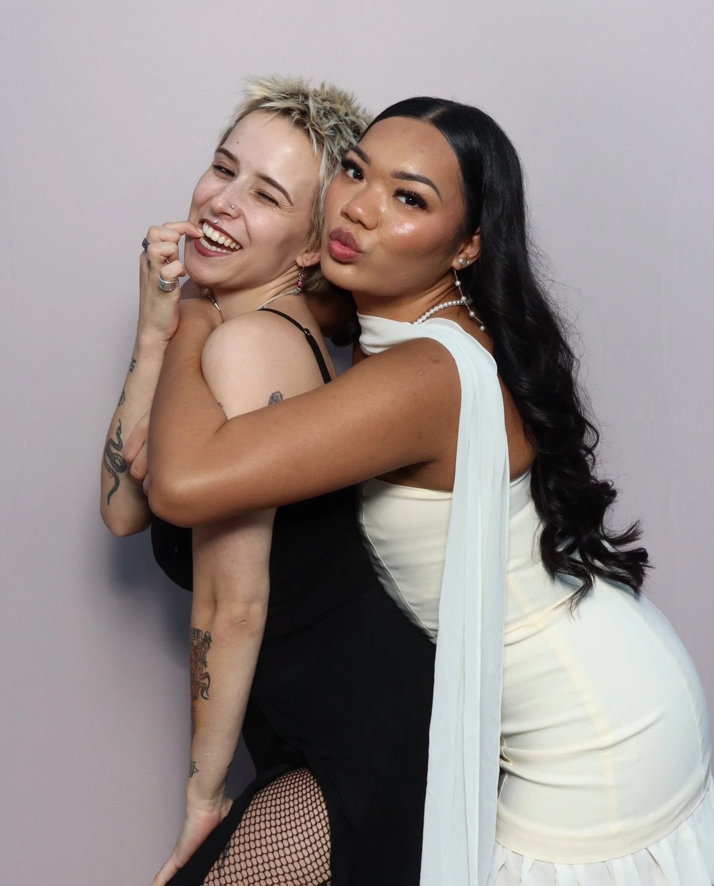 The kind of photos you keep forever 🖤
Who would you bring into the booth with you?

#ocphotobooth #photoboothrentalca #luxuryphotobooth