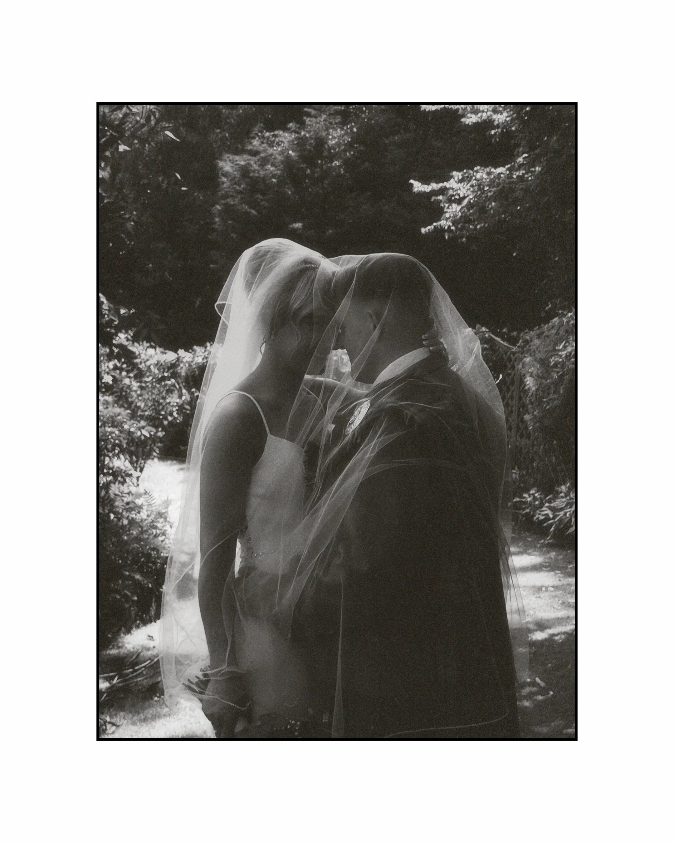 Congratulations to the new Mr &amp; Mrs Watson! 💐💖🫶🏻💕

Lauren &amp; Scott
~ 16 July 2026 ~

It was an absolute privilege to capture such a gorgeous day! I wish you both all the very best and thank you for choosing Sociable Brides to be part of y