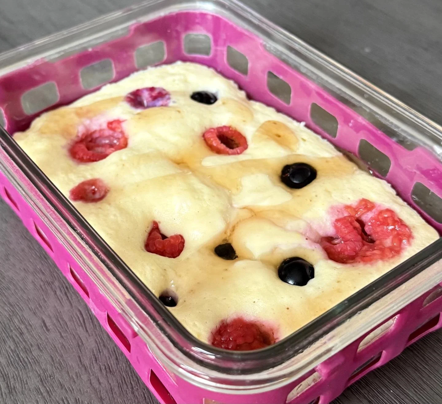 MIXED BERRY PANCAKE BOWL