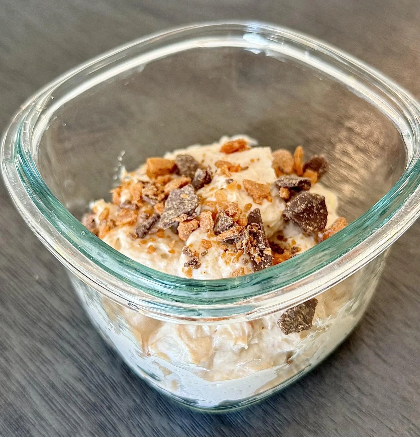 BUTTERFINGER PROTEIN CHEESECAKE BOWL