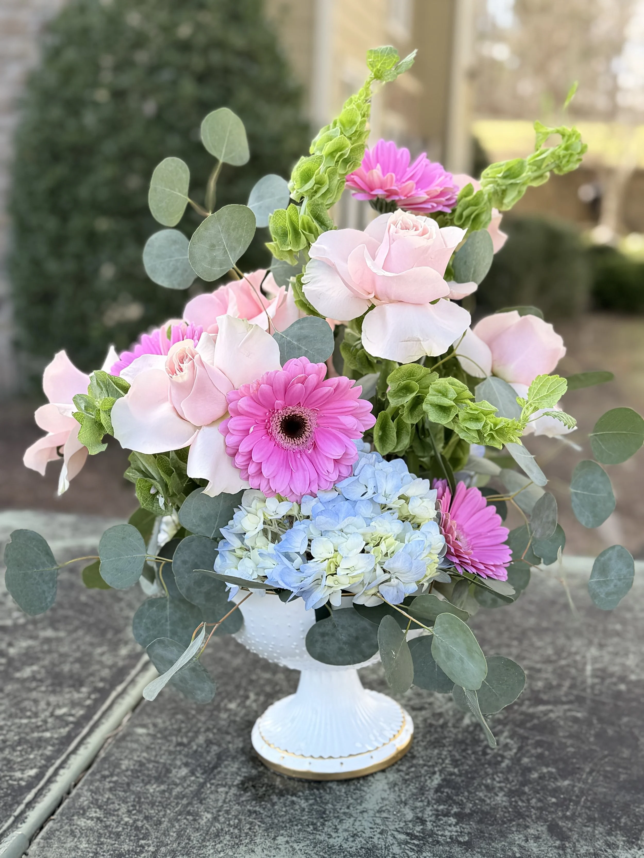 Unique vase arrangement