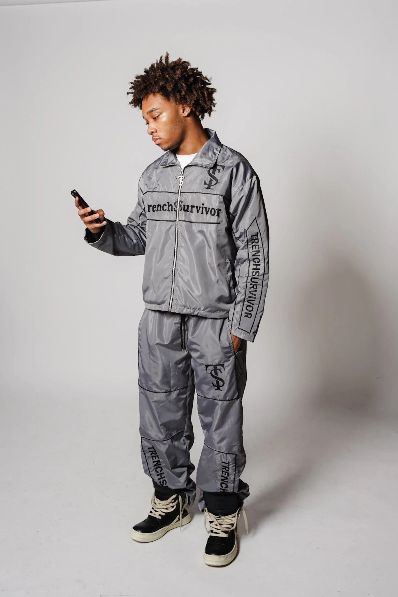 "Full Grey" Wind Breaker