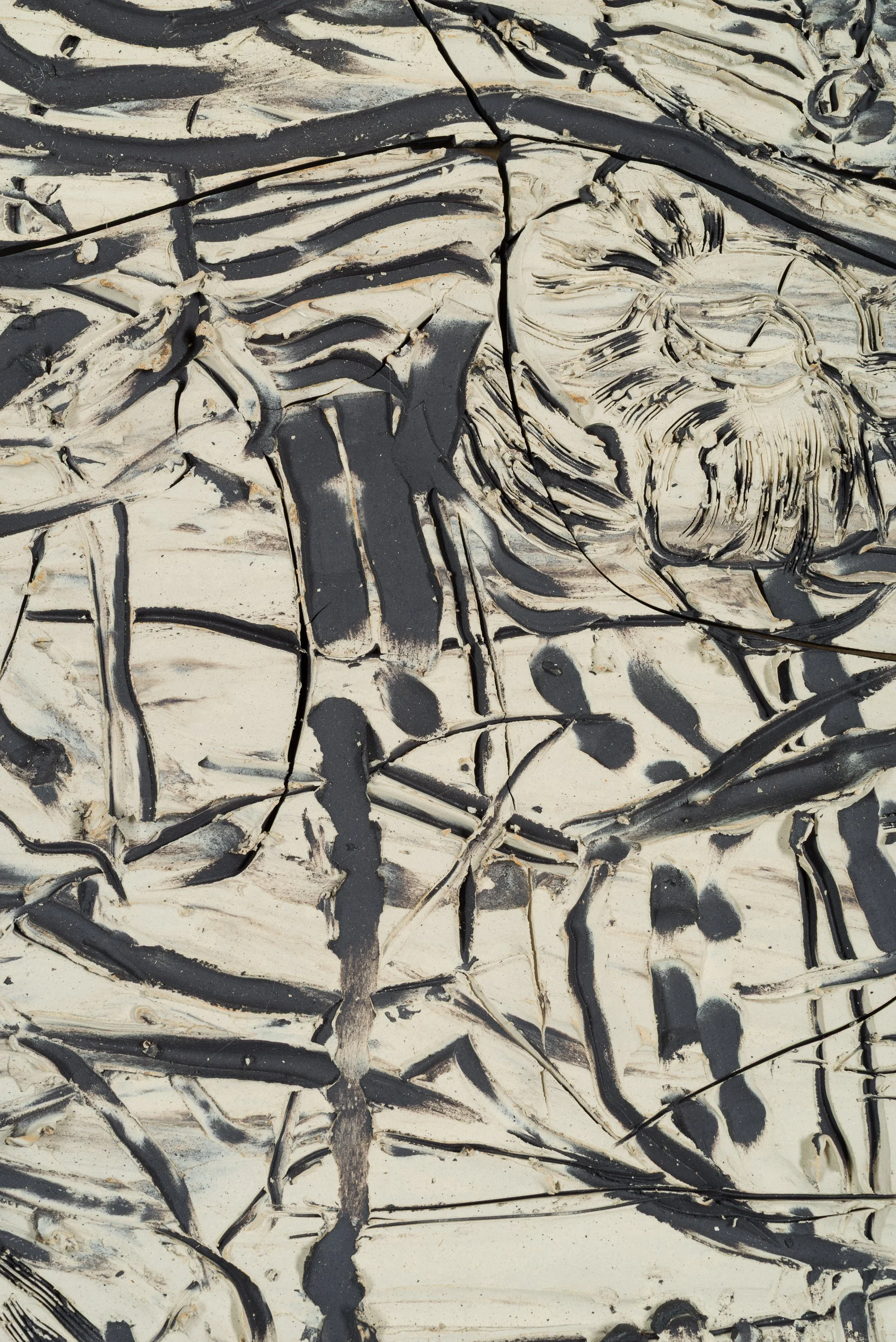 Fresque petite 1, céramique, 59 x 57 cm, 2025