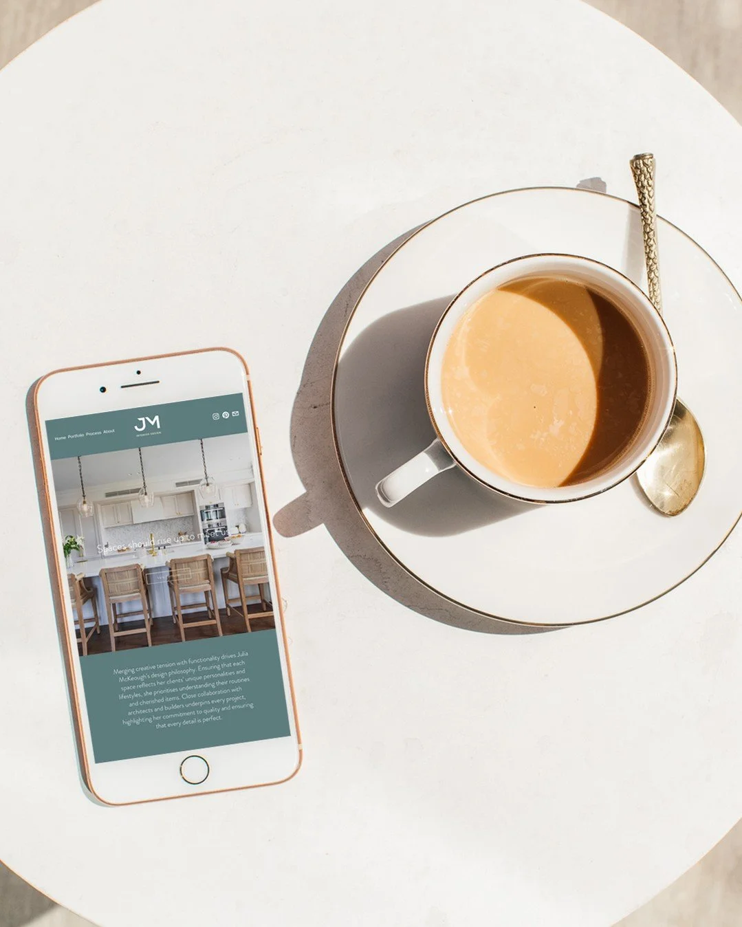 BRAND REFRESH: We will do a review of your current brand including logo, tagline, colour palette, typography, elements, and social media presence. I&rsquo;ll make sure your brand is current, has consistency and setup your company for success.

I love