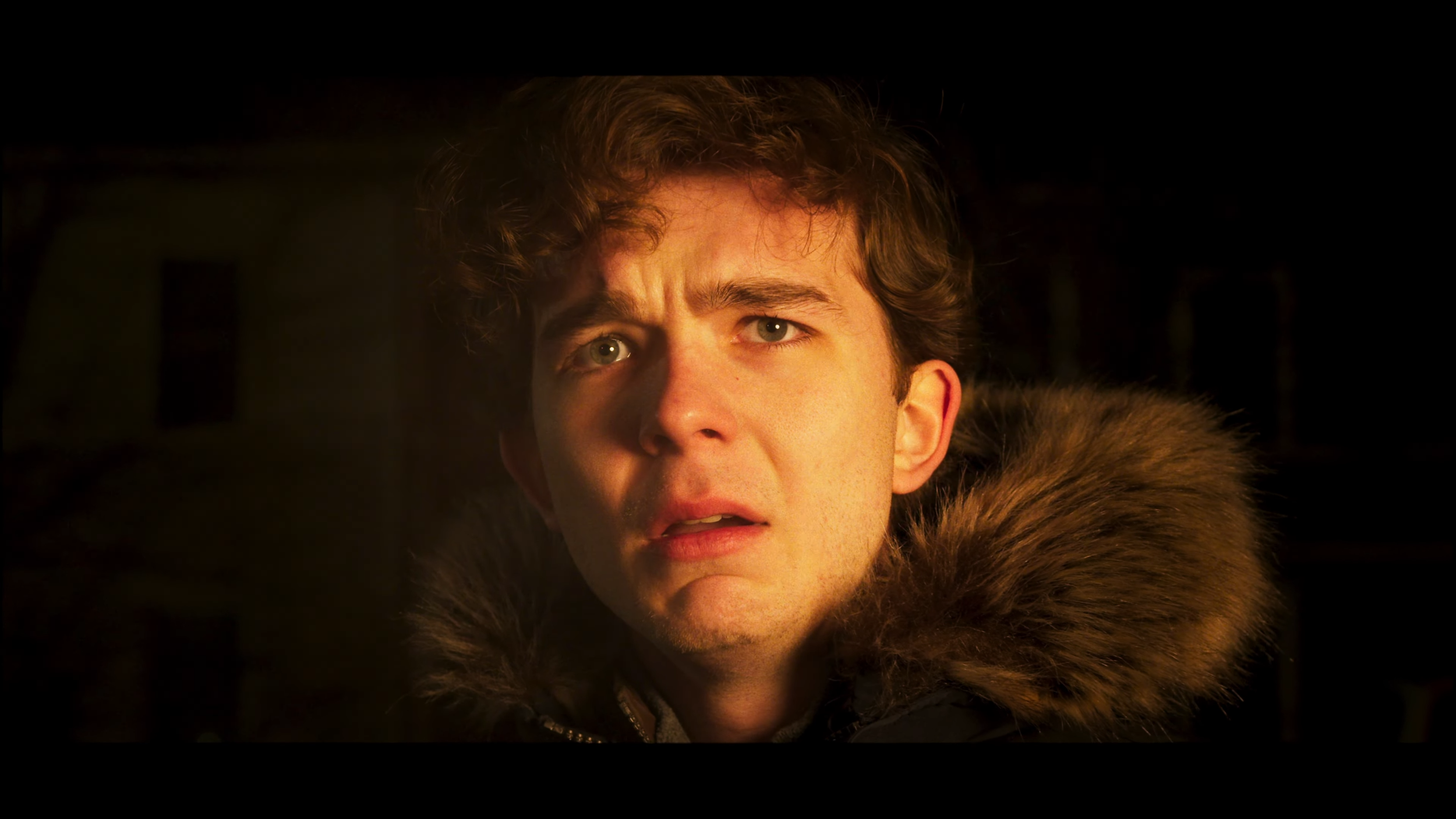 Snickers Horror Ad - Fear the Hunger 1-8 screenshot.png