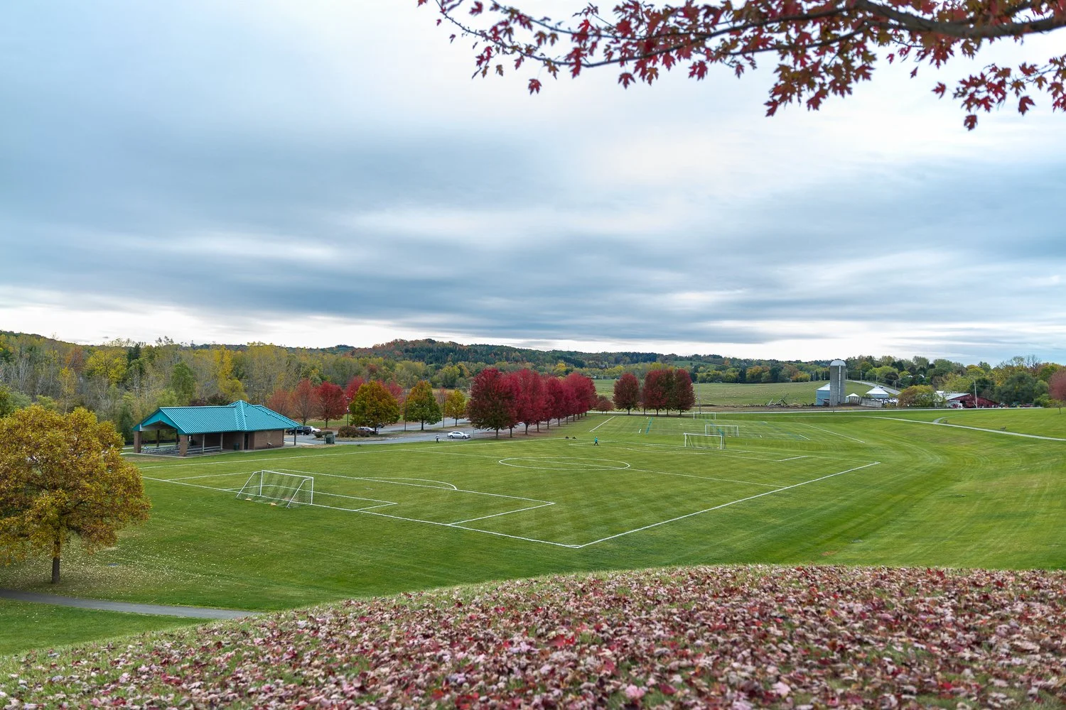 20251017_Fairport_CenterParkWest_Field_Screen_0001.jpg