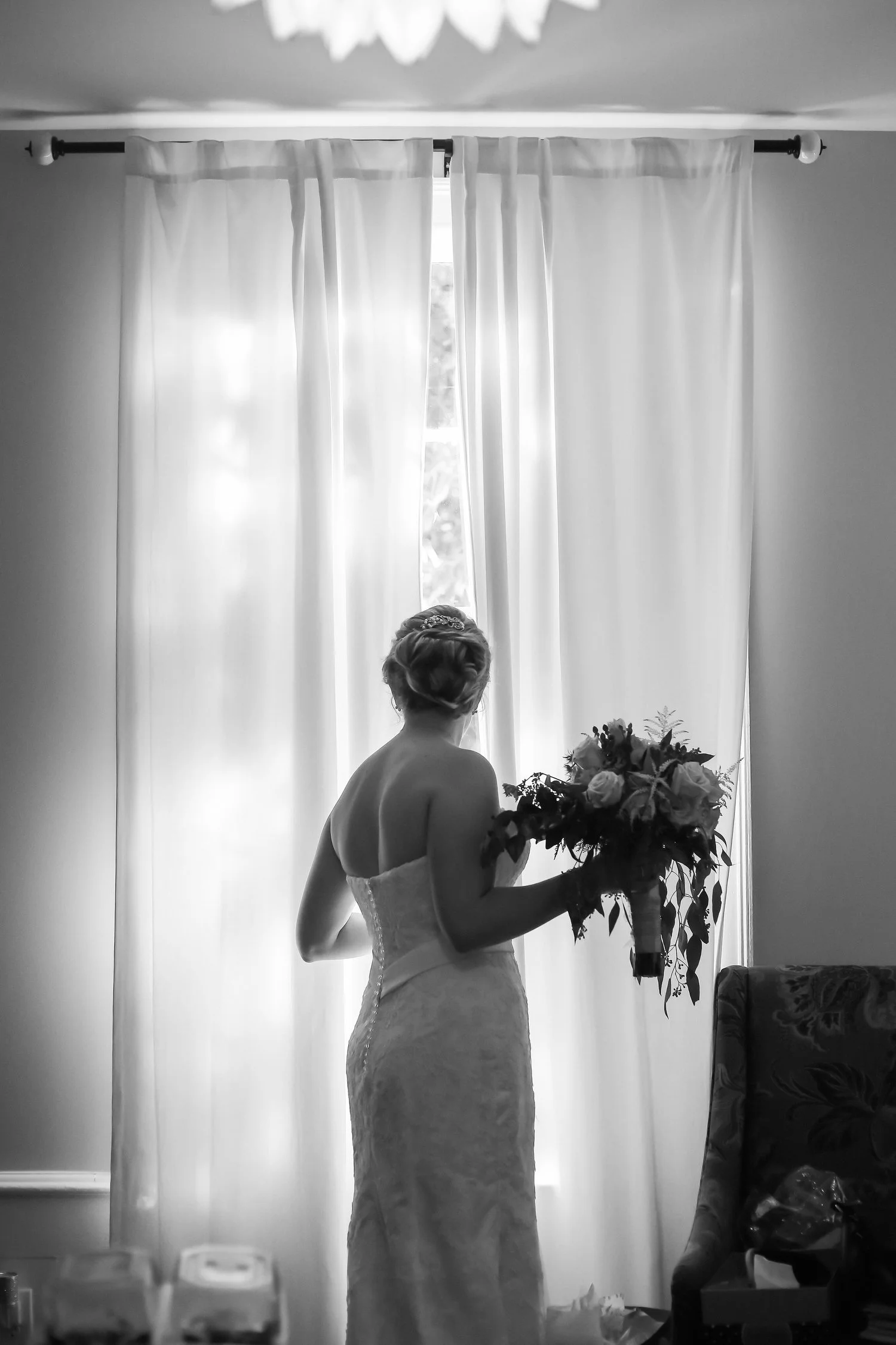 mimshousehollyspringsweddingphotographer008.JPG