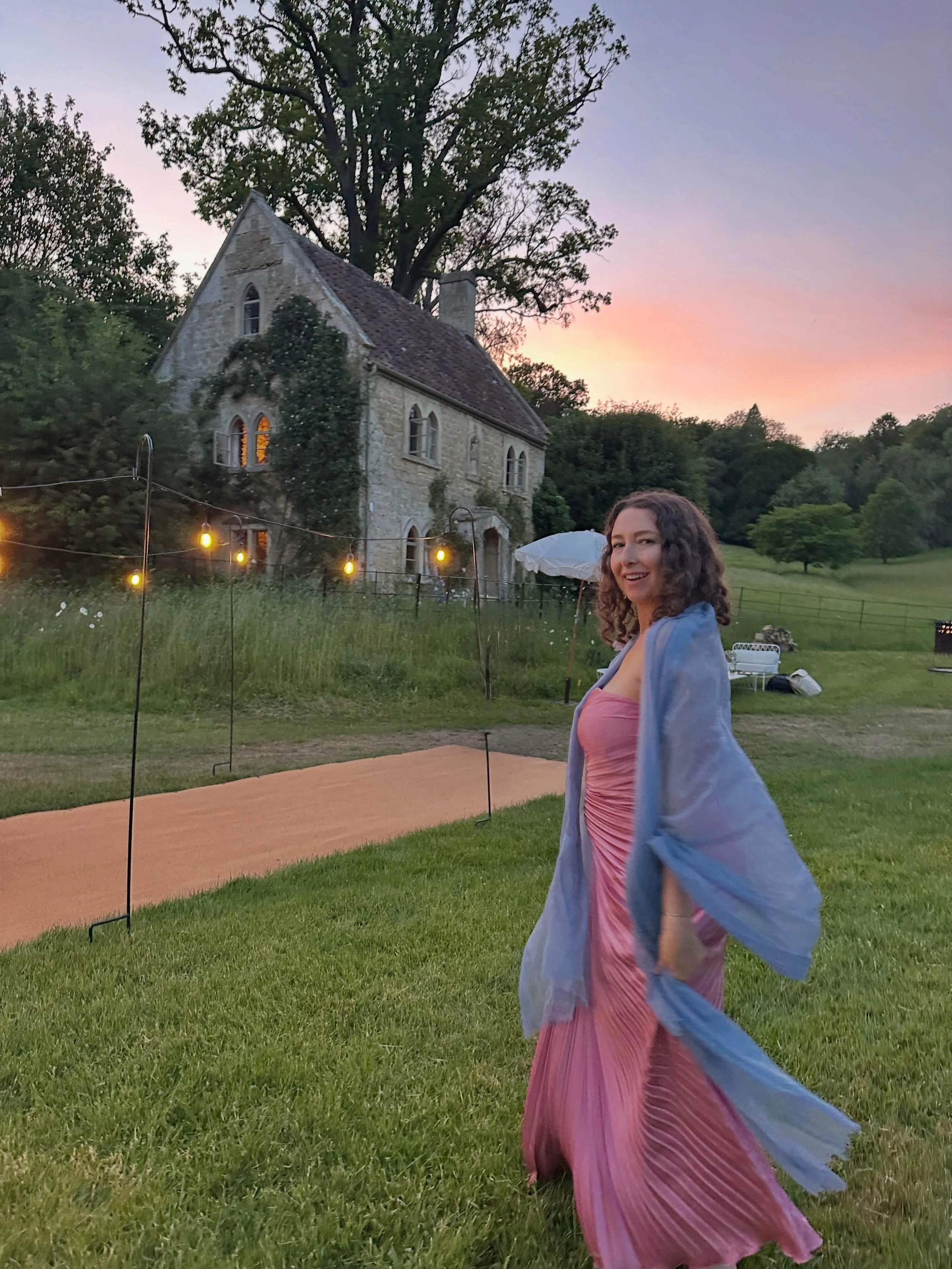 An exquisite couple of days in the English countryside POUR L&rsquo;AMOUR celebrating the incredibly special @hi_itsgabby &amp; @ojsbz ❤️&zwj;🔥