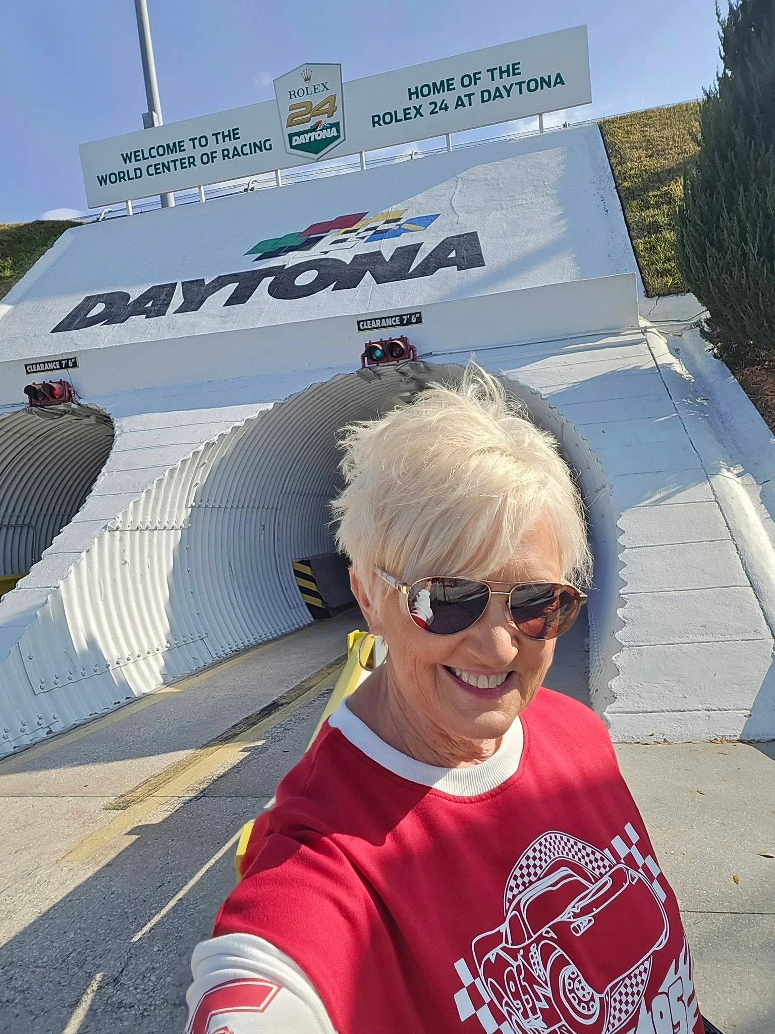 "Dream as if you'll live forever, live as if you'll die today." - James Dean

Some places just remind you how big and amazing life really is. Life is short&hellip; do more of what makes you smile.

I love it here.🏁😍 I'm smiling! 😃