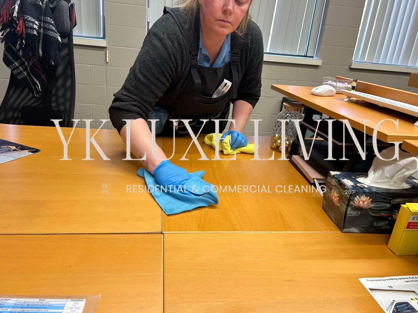 Professional commercial cleaning services in Kitchener-Waterloo focused on detail, hygiene, and consistency.

We provide structured office cleaning and janitorial services, including full desk wipe-downs, surface disinfection, corner detailing, and h