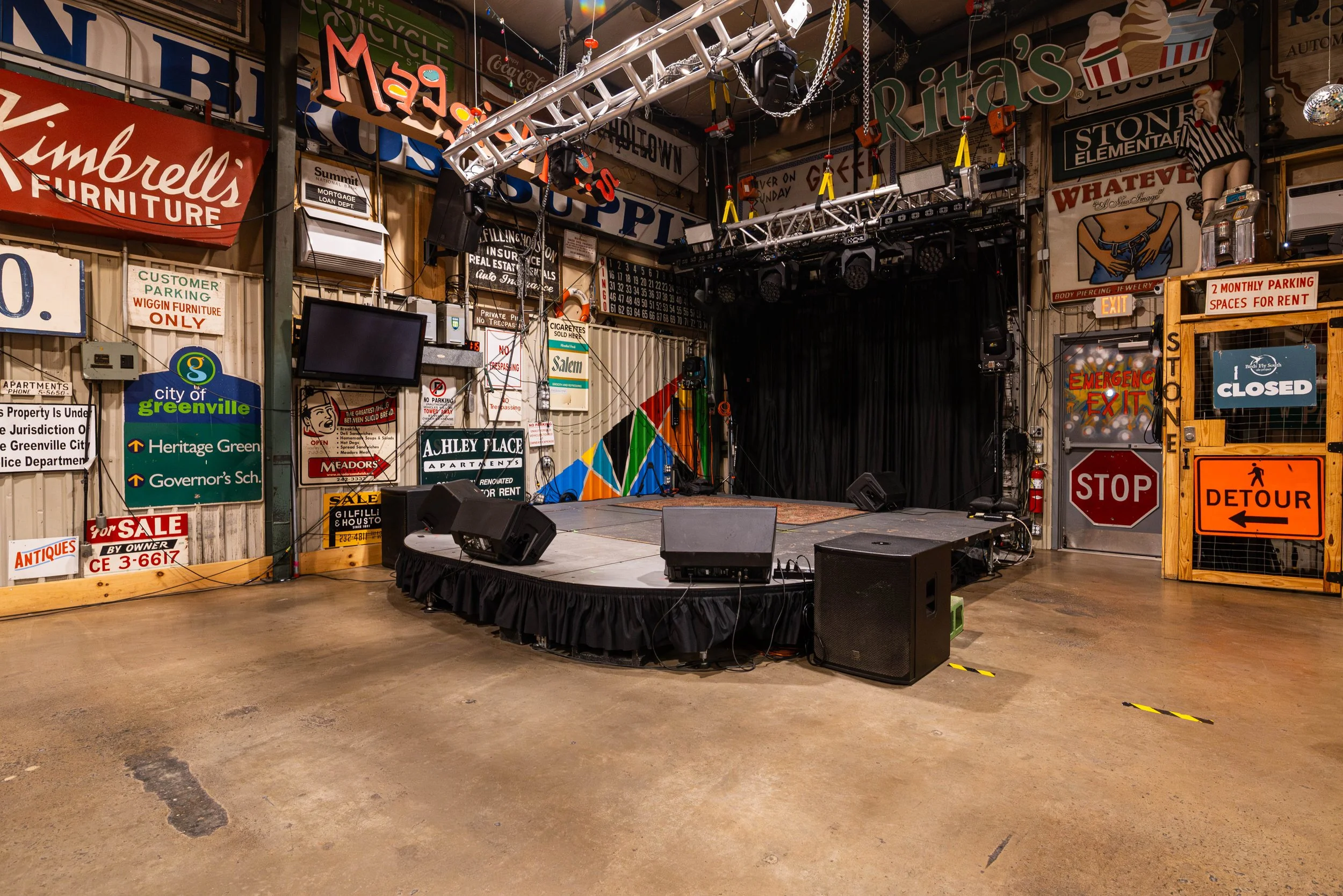 swansons-warehouse-greenville-sc-event-venue-stage-and-lighting.jpg