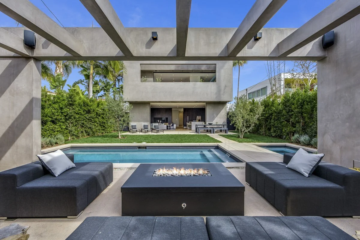 How Much Does Outdoor Living Cost in Los Angeles in 2026?