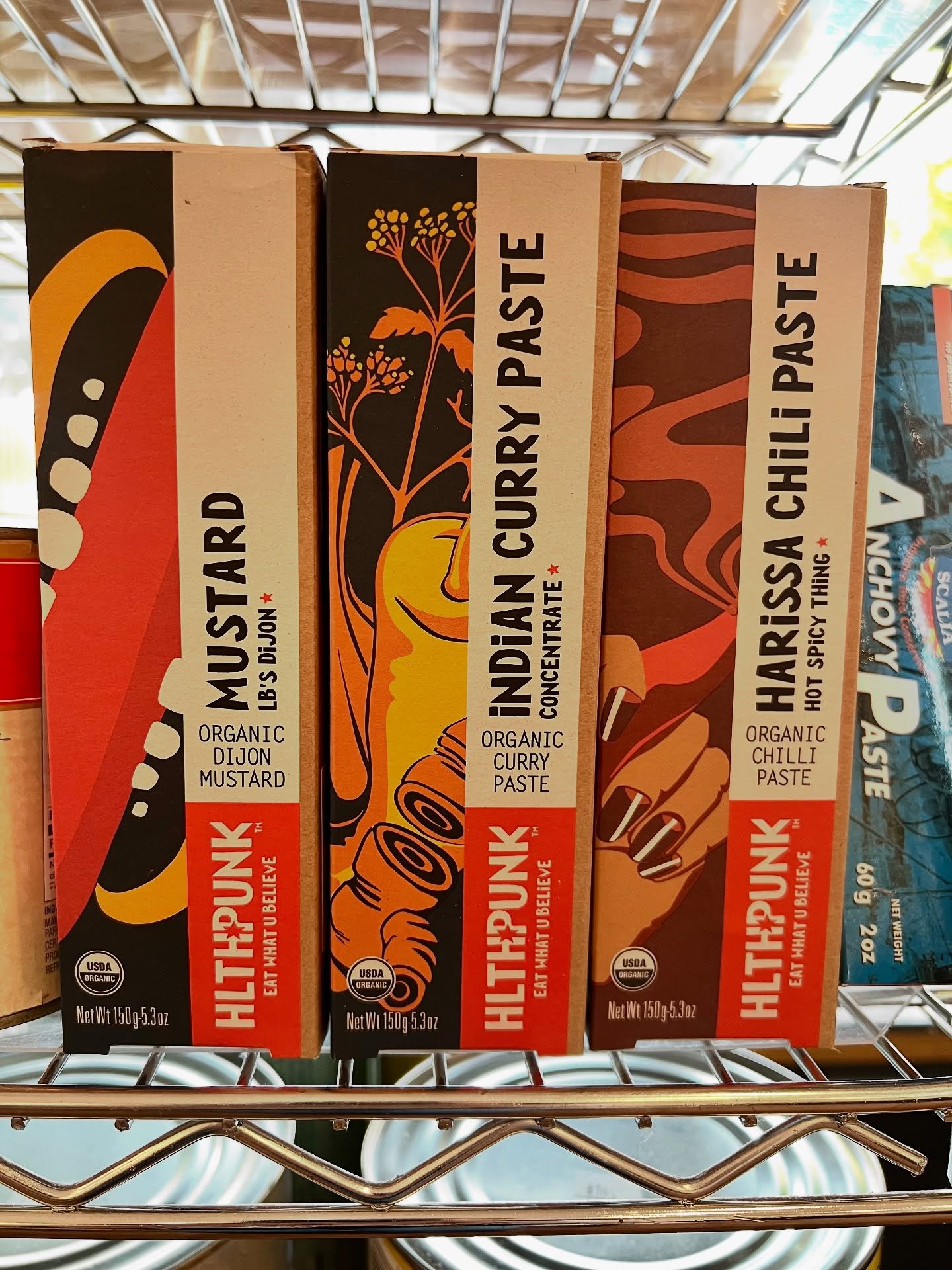 Think your recipes need these?
You are correct.

NEW on our shelves! @hlthpunk presents:
-HARISSA CHILI PASTE
-MUSTARD, LB&rsquo;S DIJON
-INDIAN CURRY PASTE CONCENTRATE 

Award-winning, Vegan, made in Italy &hellip; get in here and get yours. You kno
