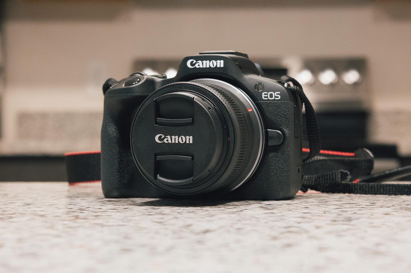 Bought a new camera! The Canon R50. My first mirrorless camera. When out any took some photos with it. Will be posting them over the next couple of days!

#photography #camera #canonr50 #beginnerphotographer