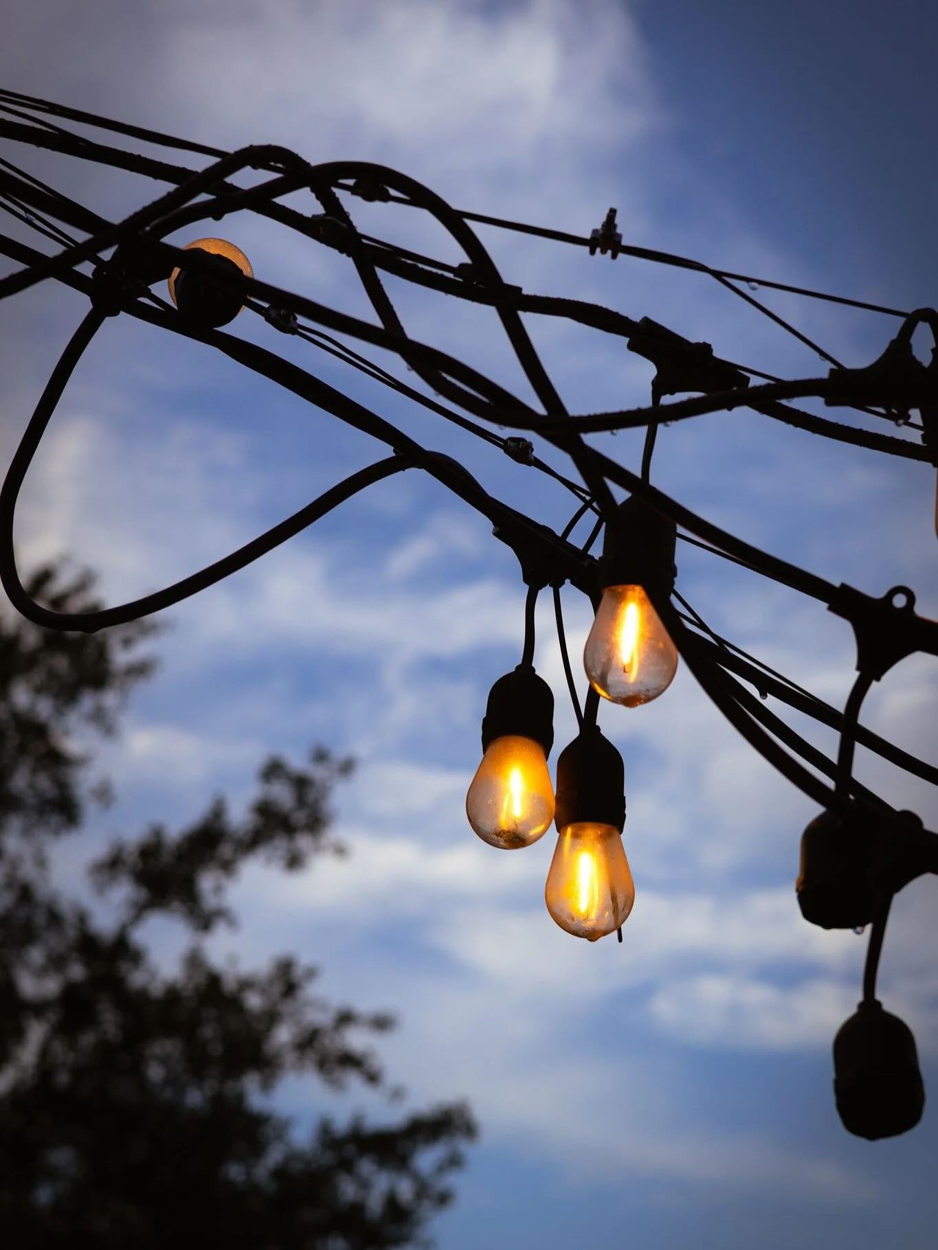 Went on a vacation to see my grandparents in Alpharetta GA, and tried my hand street photography!