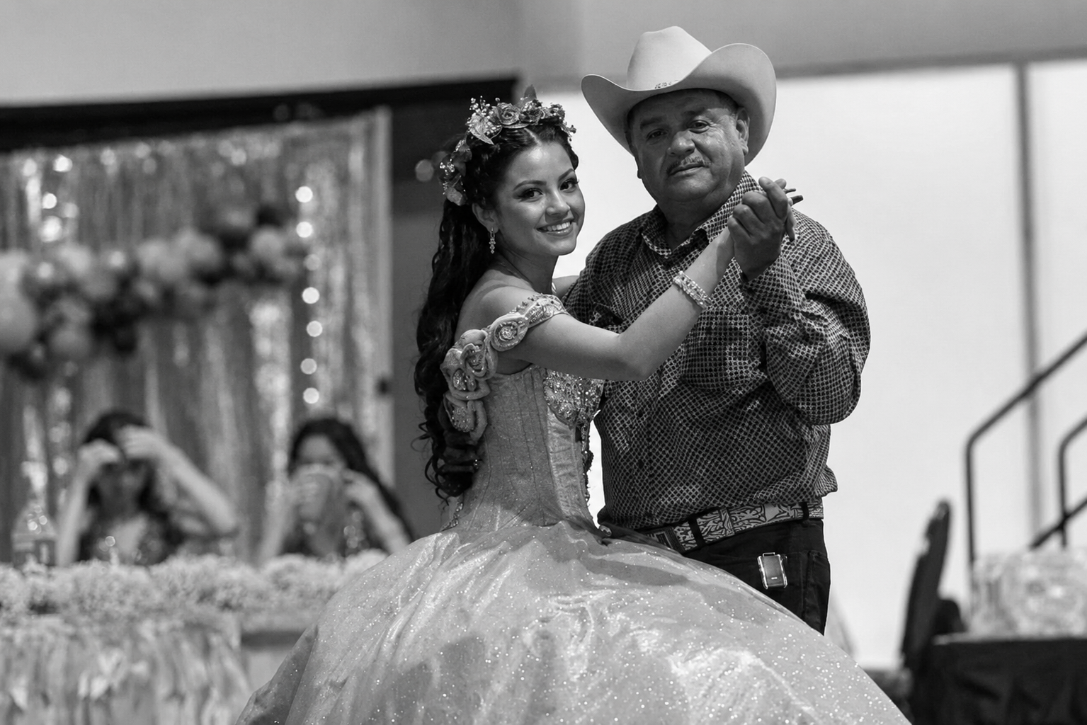 Quinceañera Photo Booth Rental in Chandler &amp; Phoenix: Ideas, Tips &amp; What's Included