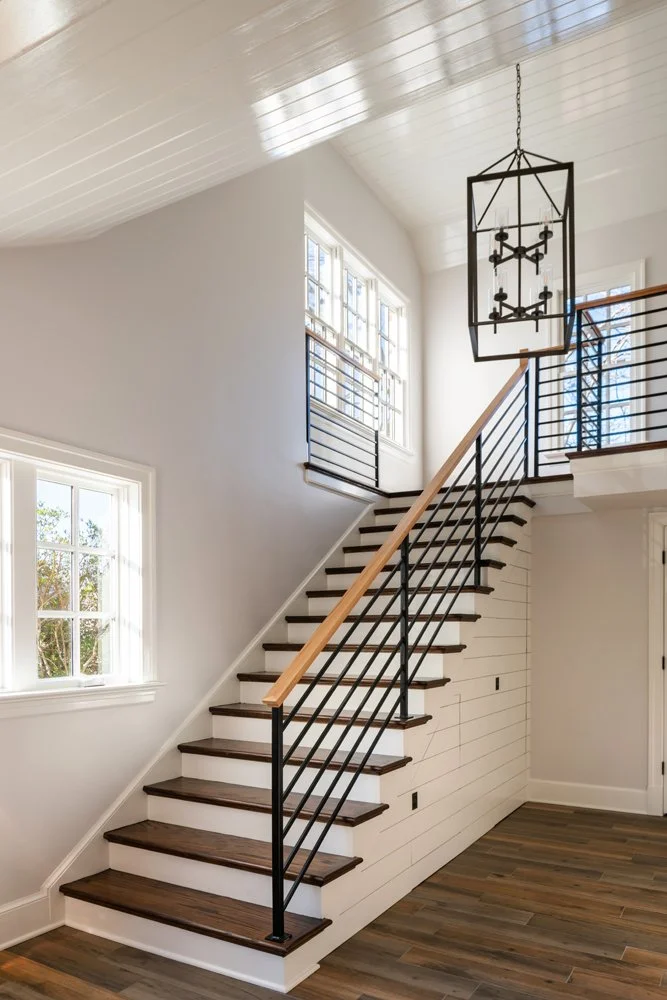 Lancaster-Custom-Builders_Windsor-On-the-James-Studio-And-Side-Entry_Stairwell.jpg