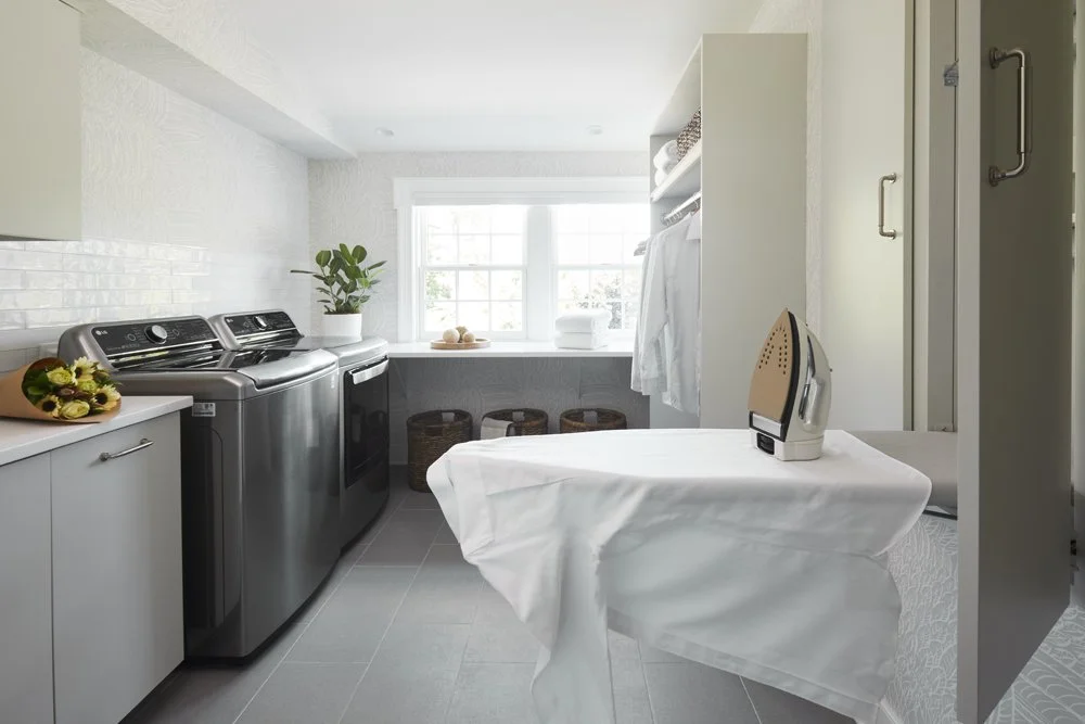 Lancaster-Custom-Builders_Windsor-Farms-Second-Floor-Renovation_Laundry-Room-2.jpg