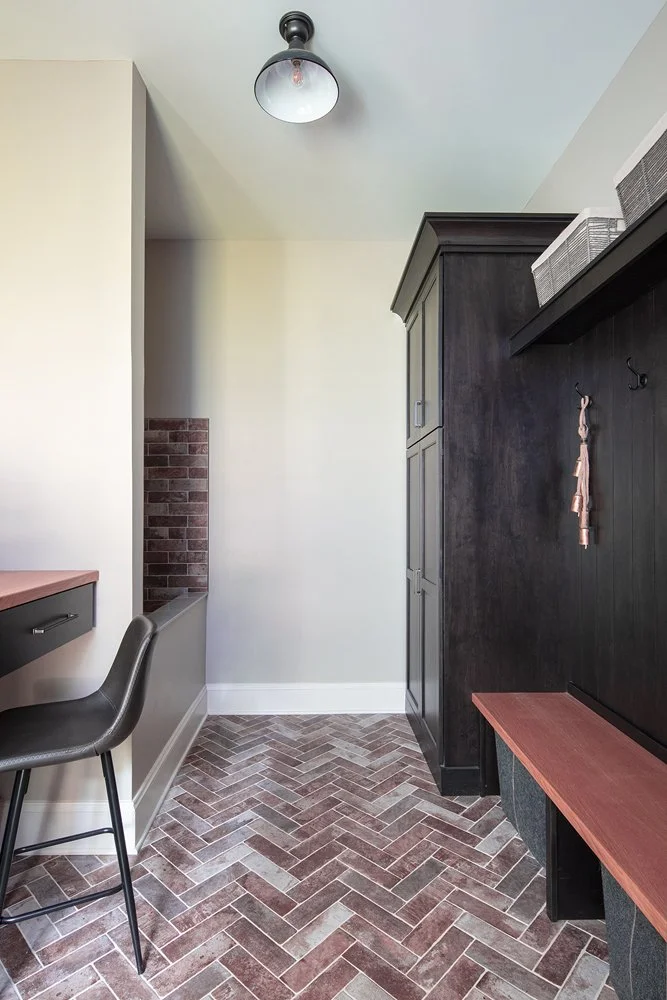 Lancaster-Custom-Builders_Goochland_Mudroom.jpg