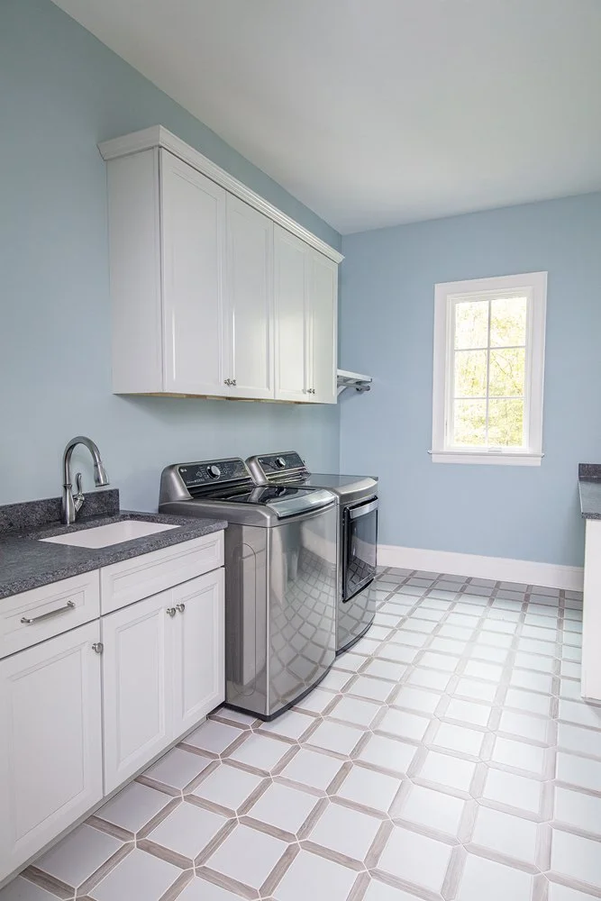Lancaster-Custom-Builders_Goochland_Laundry-Room.jpg