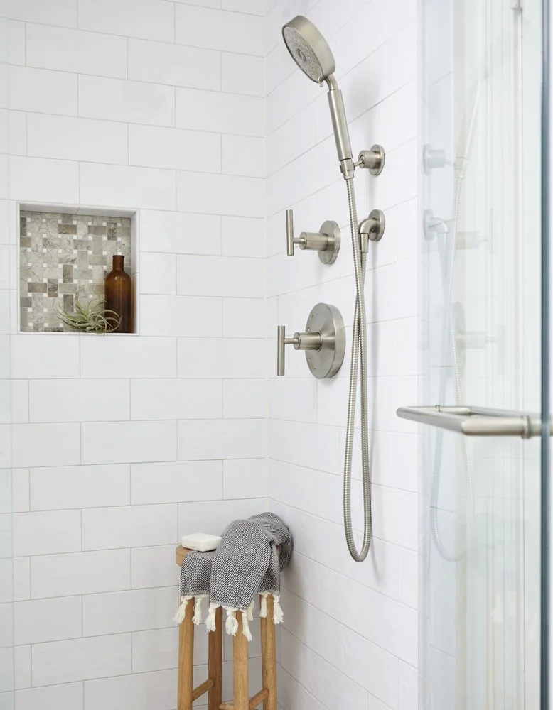 Lancaster-Custom-Builders_Windsor-Farms-Second-Floor-Renovation_Bathroom-Shower.jpg