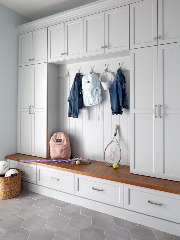 Lancaster-Custom-Builders_Carter-Oaks_Mudroom.jpg