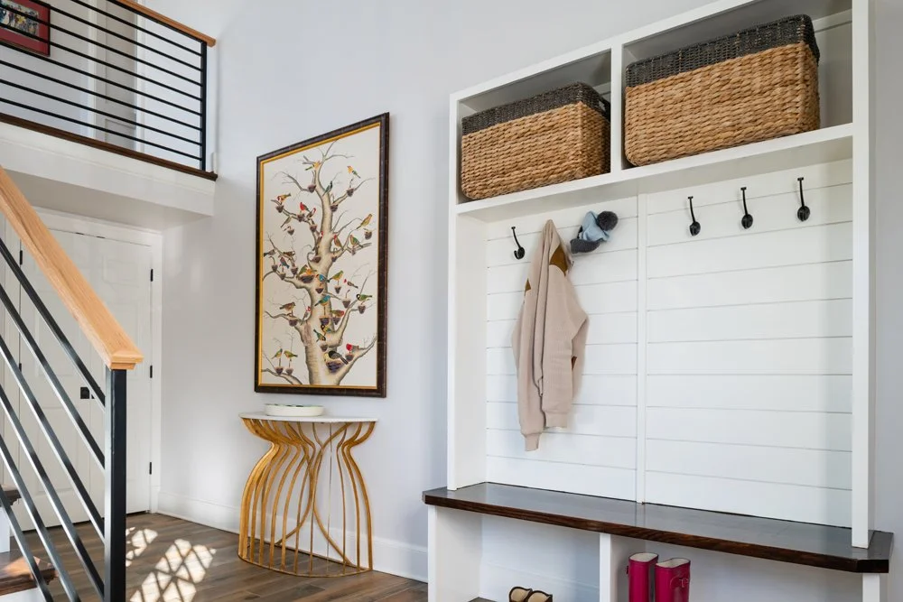 Lancaster-Custom-Builders_Windsor-On-the-James-Studio-And-Side-Entry_Mudroom.jpg
