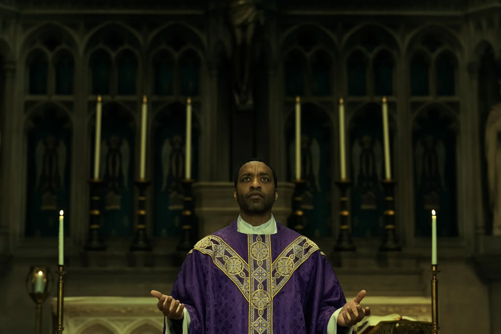 The-Exorcist-Martyrs-Chiwetel-Ejiofor.jpg