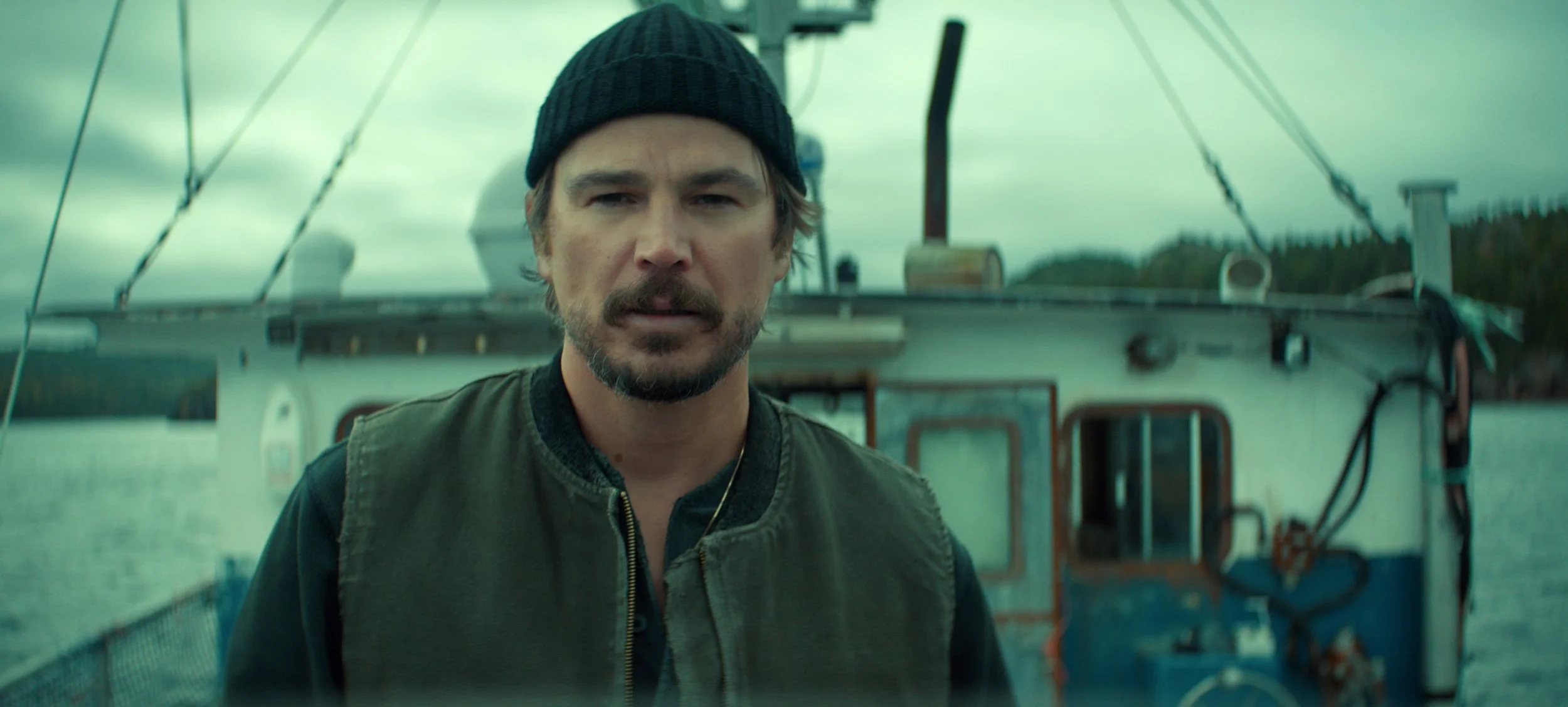 Josh-Hartnett-Below-Netflix-Horror-Series.JPG