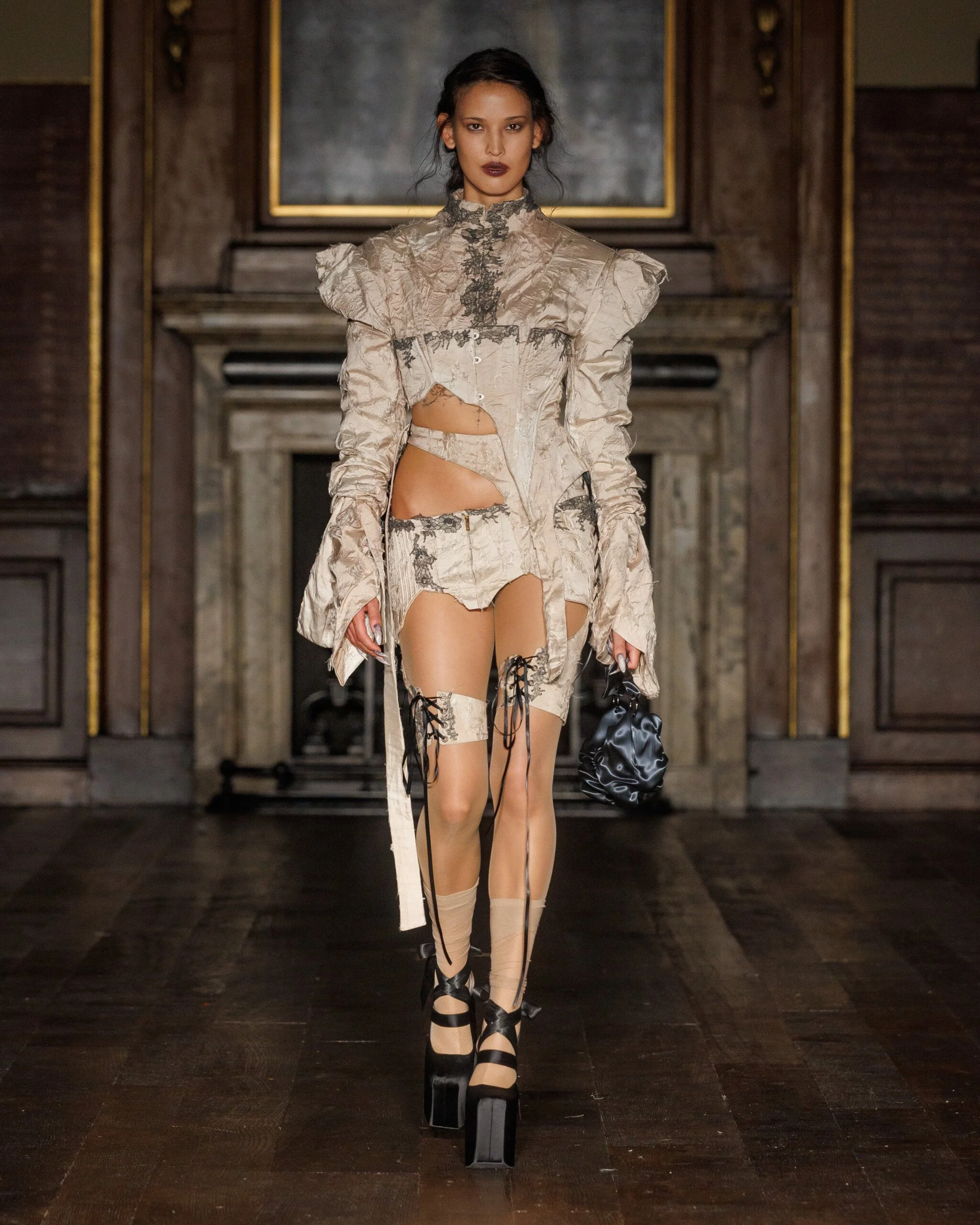 Dreaming-Eli-SS27-Runway-Look-24.jpg