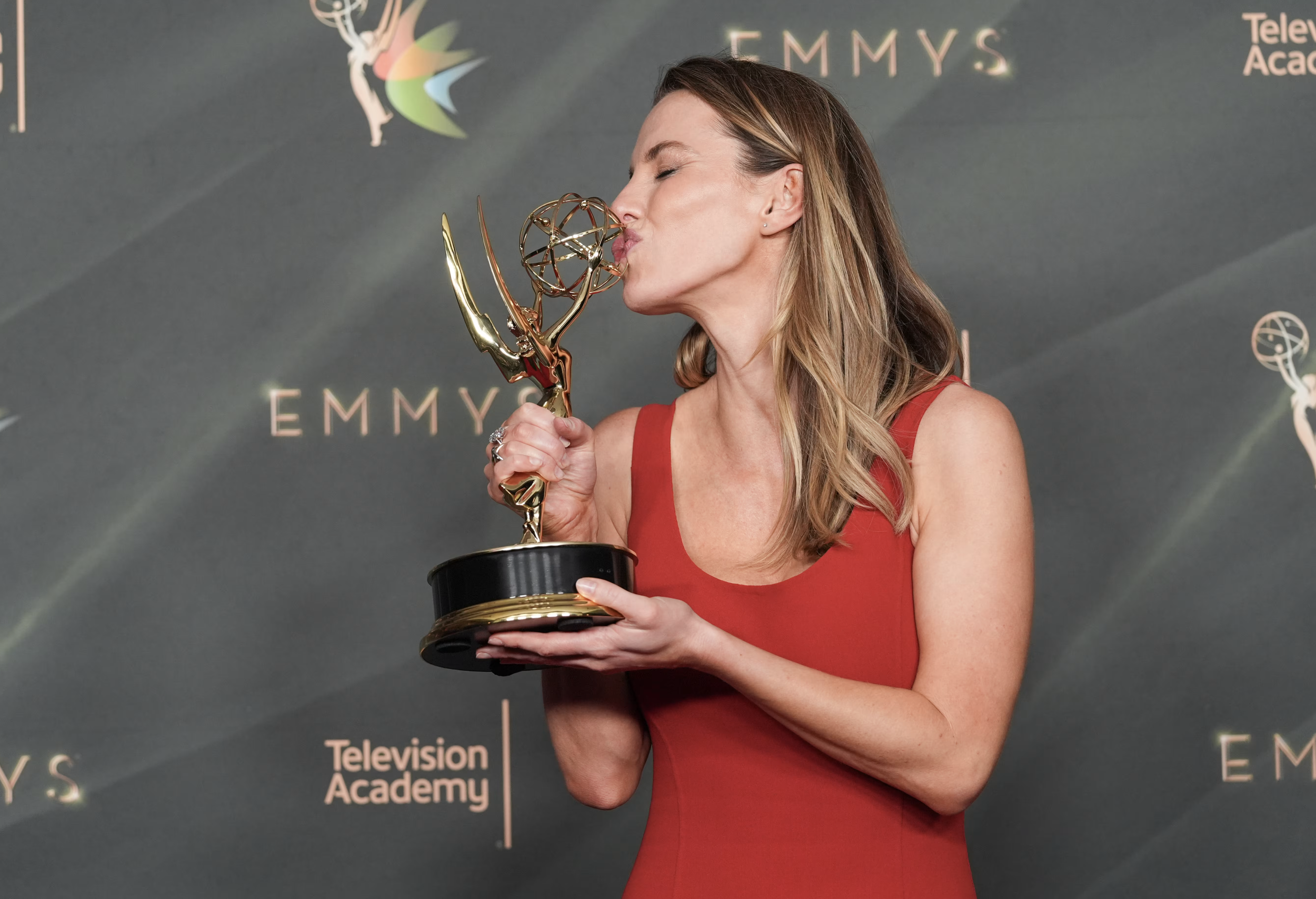 'Widow’s Bay' Dominates Emmys Night 2 with Eight Wins