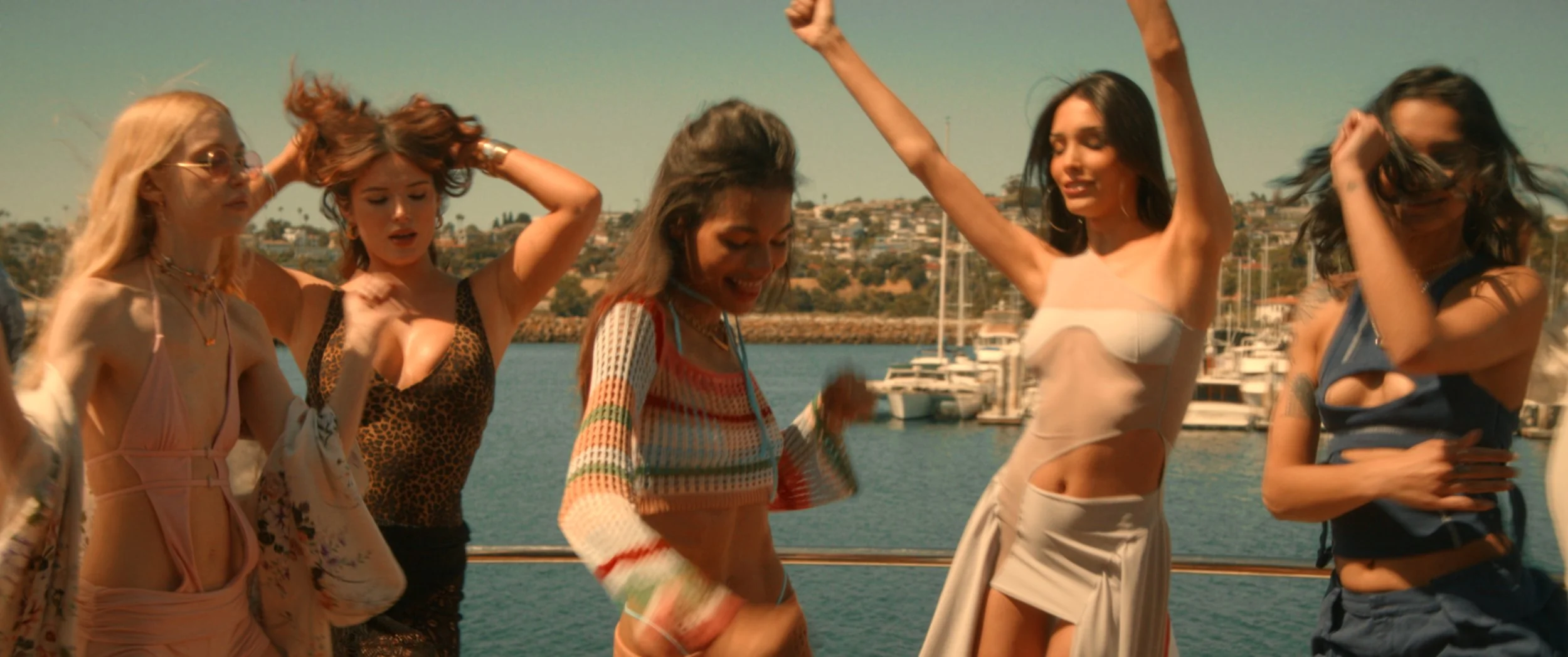 FIND YOUR FRIENDS - Still 5.jpg