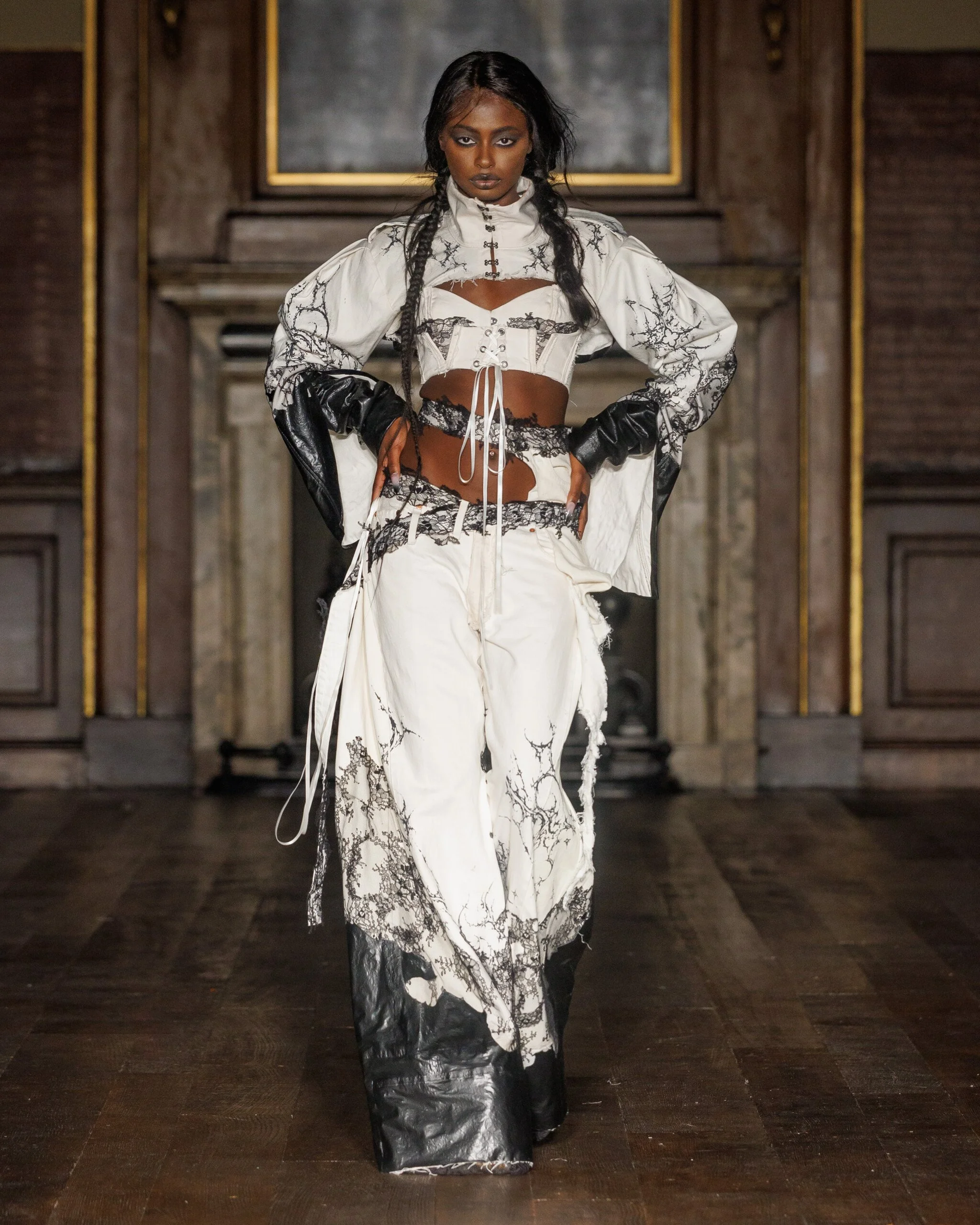 Dreaming-Eli-SS27-Runway-Look-19.jpg