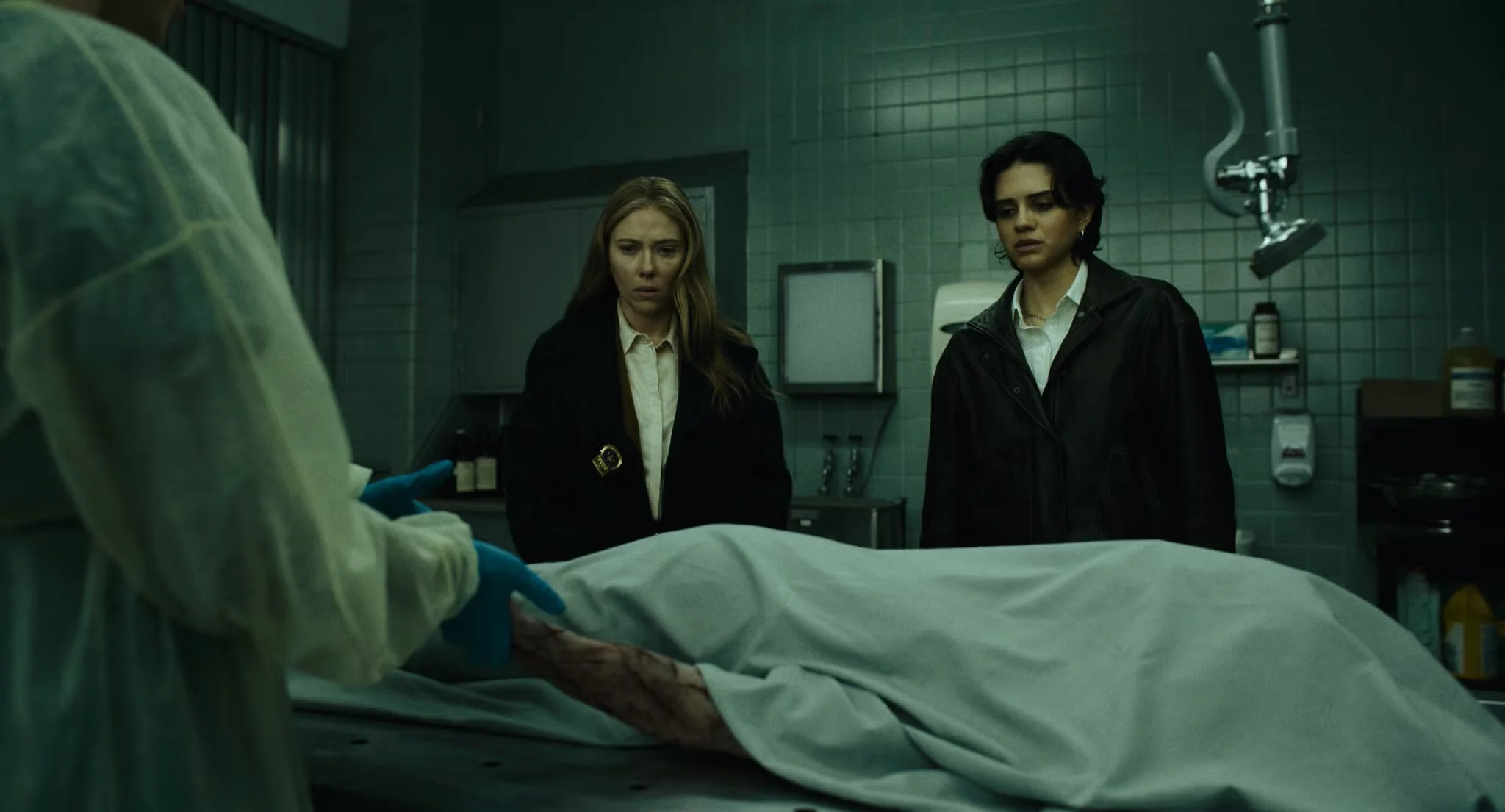 The-Exorcist-Martyrs-Scarlett-Johansson-Sasha-Calle-Mike-Flanagan.jpg