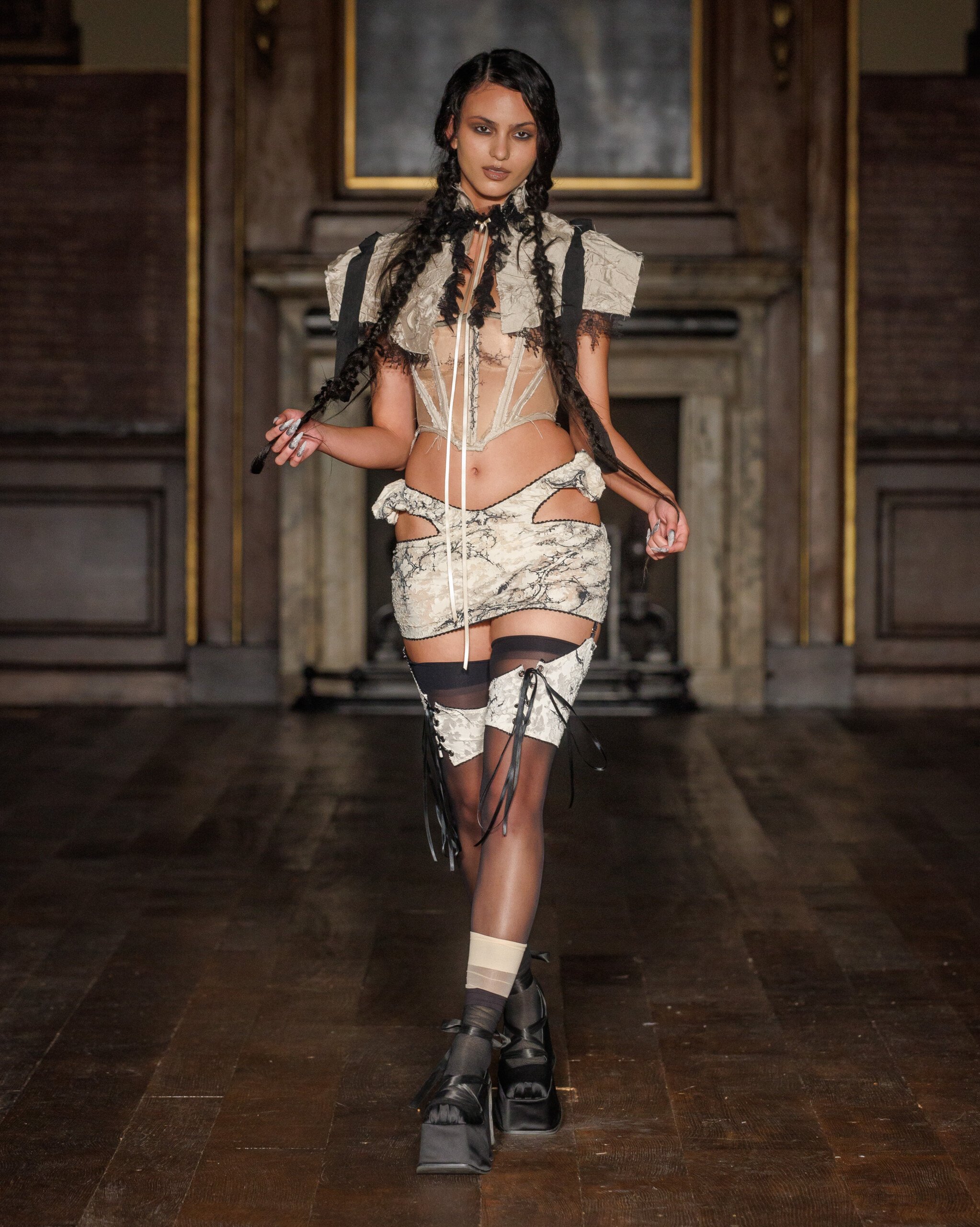 Dreaming-Eli-SS27-Runway-Look-21.jpg