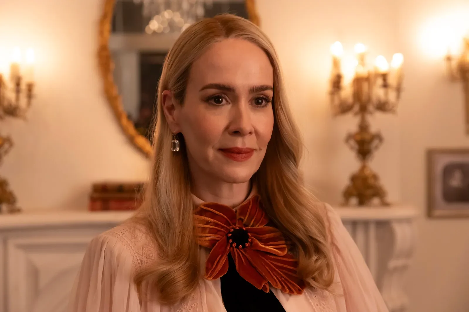 american-horror-story-13-sara-paulson-cordelia-goode.webp