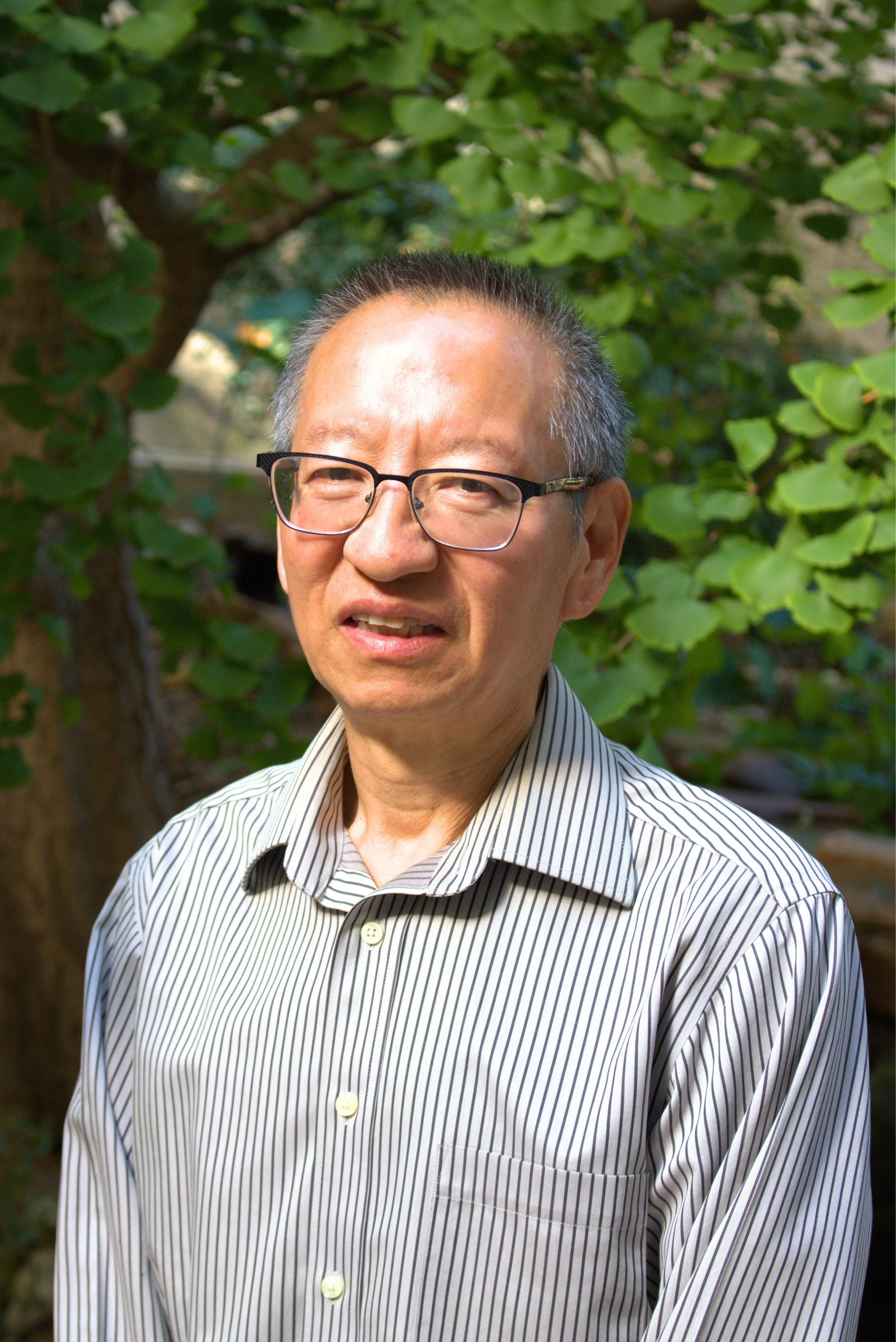 Mingyuan Cheng Headshots - 4.JPG