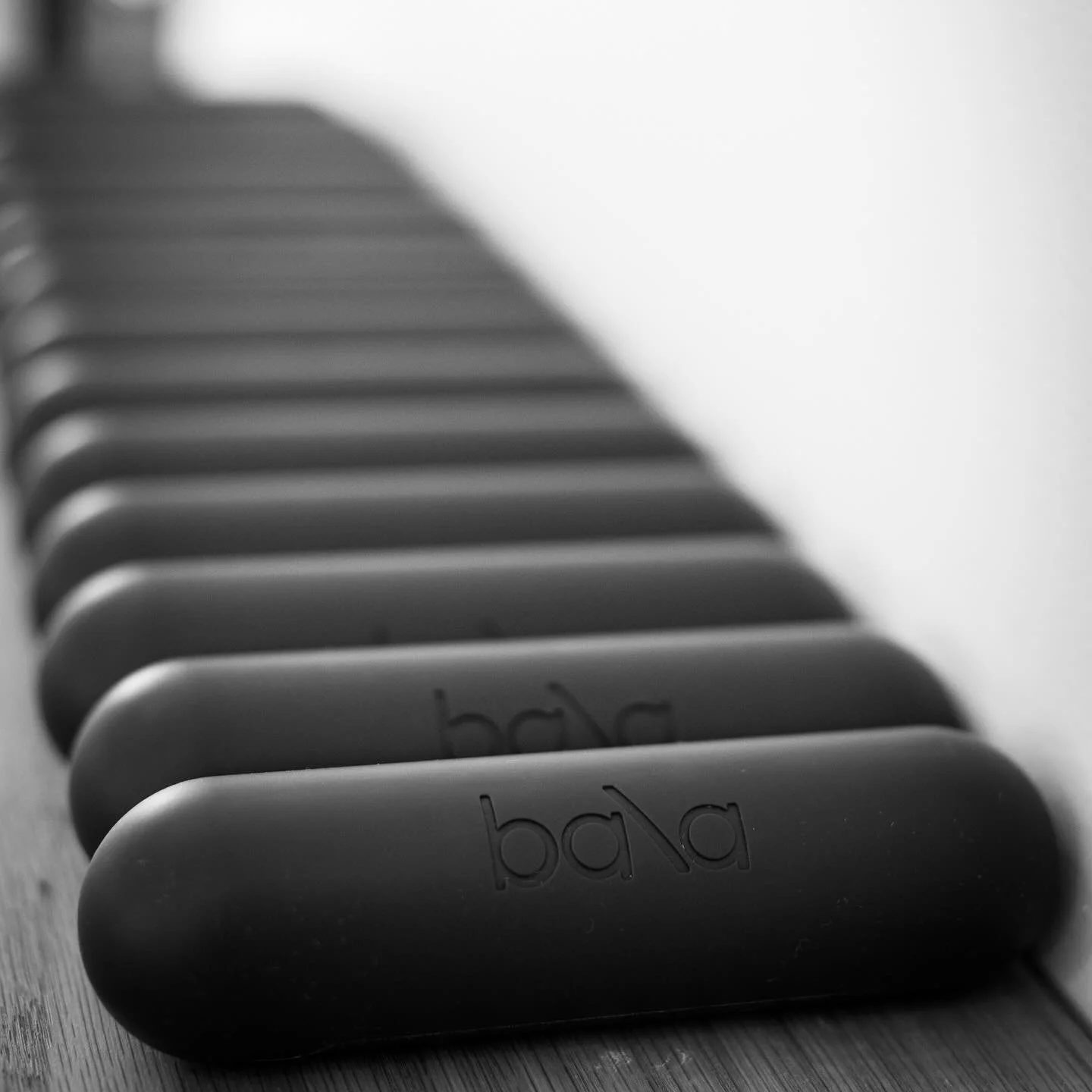 Seems like a good day for a prop 🖤 

Happy Thursday! 

#pilates #reformerpilates #exhalepilatesstudio #hereforit