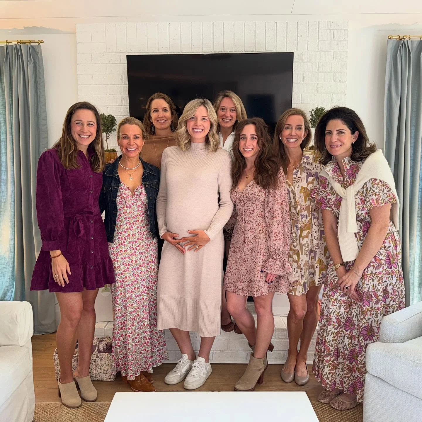 Future instructor alert- Baby 🎀 GIRL 🎀 Chawansky! 

We are so excited for sweet Kari and had the best time celebrating her today! 

#exhalebaby #babygirl #pilates #team #dreamteam #exhalepilates