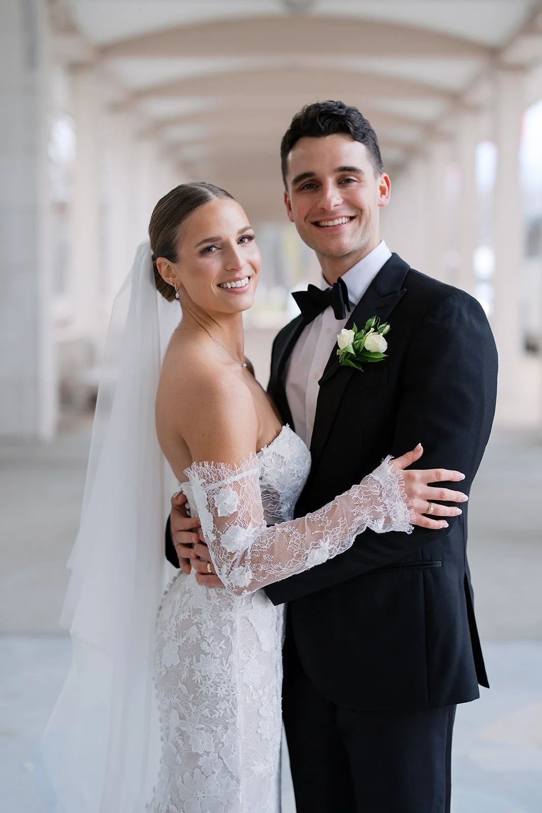 Couple portrait from New Year’s Eve wedding in St. Louis – AJcoordinates