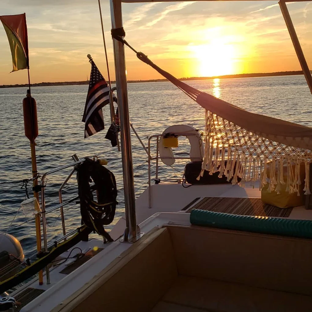 This is a sailing event that focuses on Wine Sampling and relaxation. Discuss topics of wellness with life coach Christine Verdun Roeser (June 20th | 1PM- 4PM)