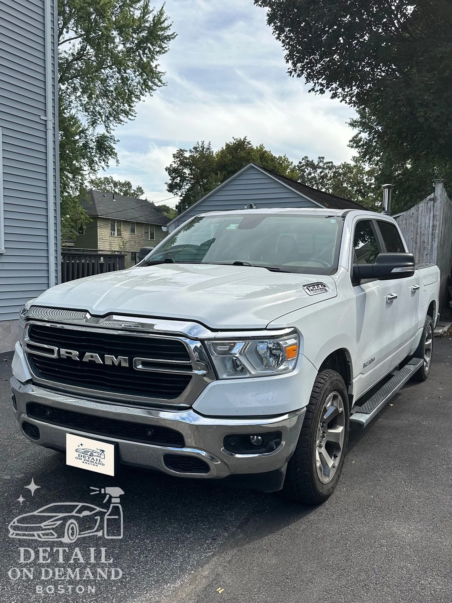 Truck back to showroom shine
&bull;
&bull;
&bull;
&bull;
&bull;
#detailing #autodetailing #cardetailing #detailingworld #ceramiccoating #carwash #detailersofinstagram #carcare #paintcorrection #cars #detailer #paintprotection #car #mobiledetailing #c