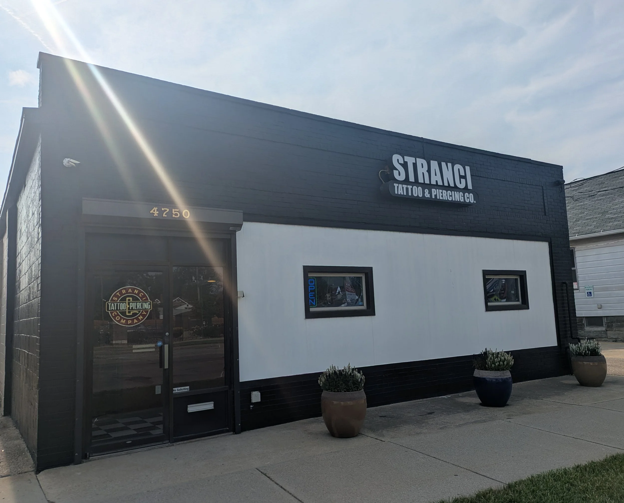 Stranci Tattoo and Piercing Co