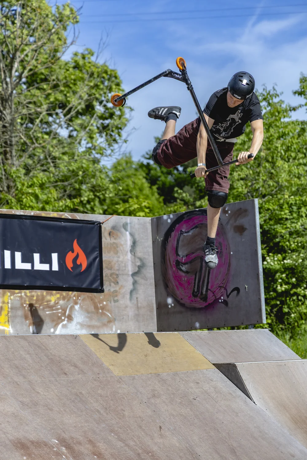 Rider macht einen Tailwhip