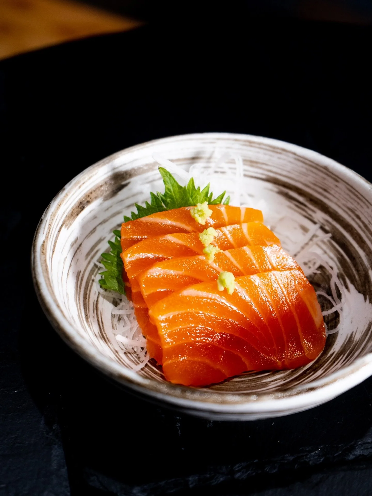 It starts with the cut.

Sashimi, a pristine cut of salmon, and a hand roll built to be eaten in the moment. Different forms, same intention&hellip; quality, precision, and balance in every step.

Simple ingredients, done right.

📍 404 E 18th St, Ka