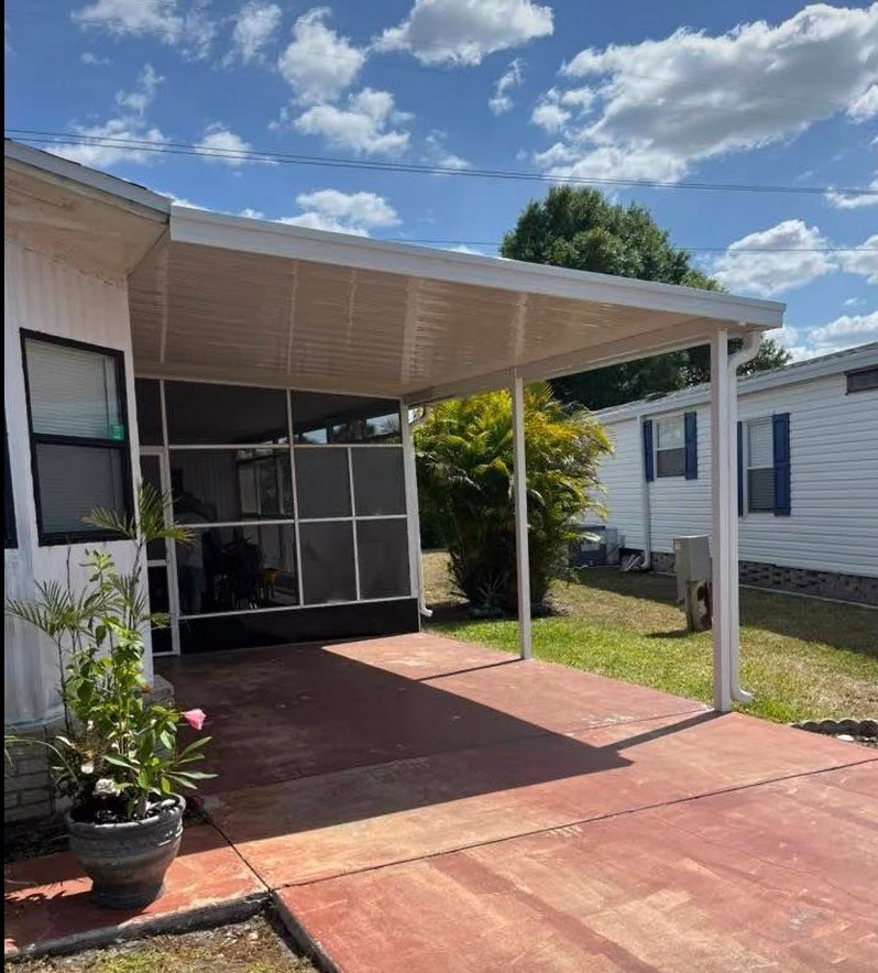 Carport finished .jpg