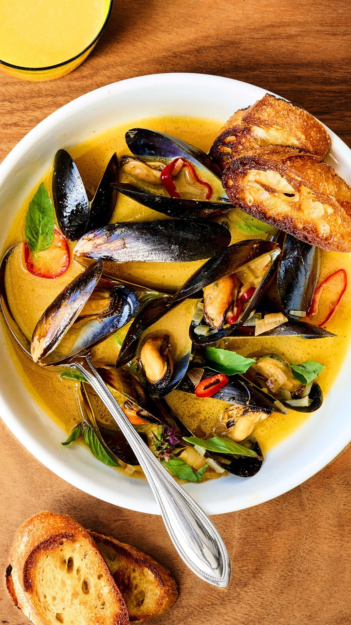 Steamed Mussels with Orange Basil and Chili