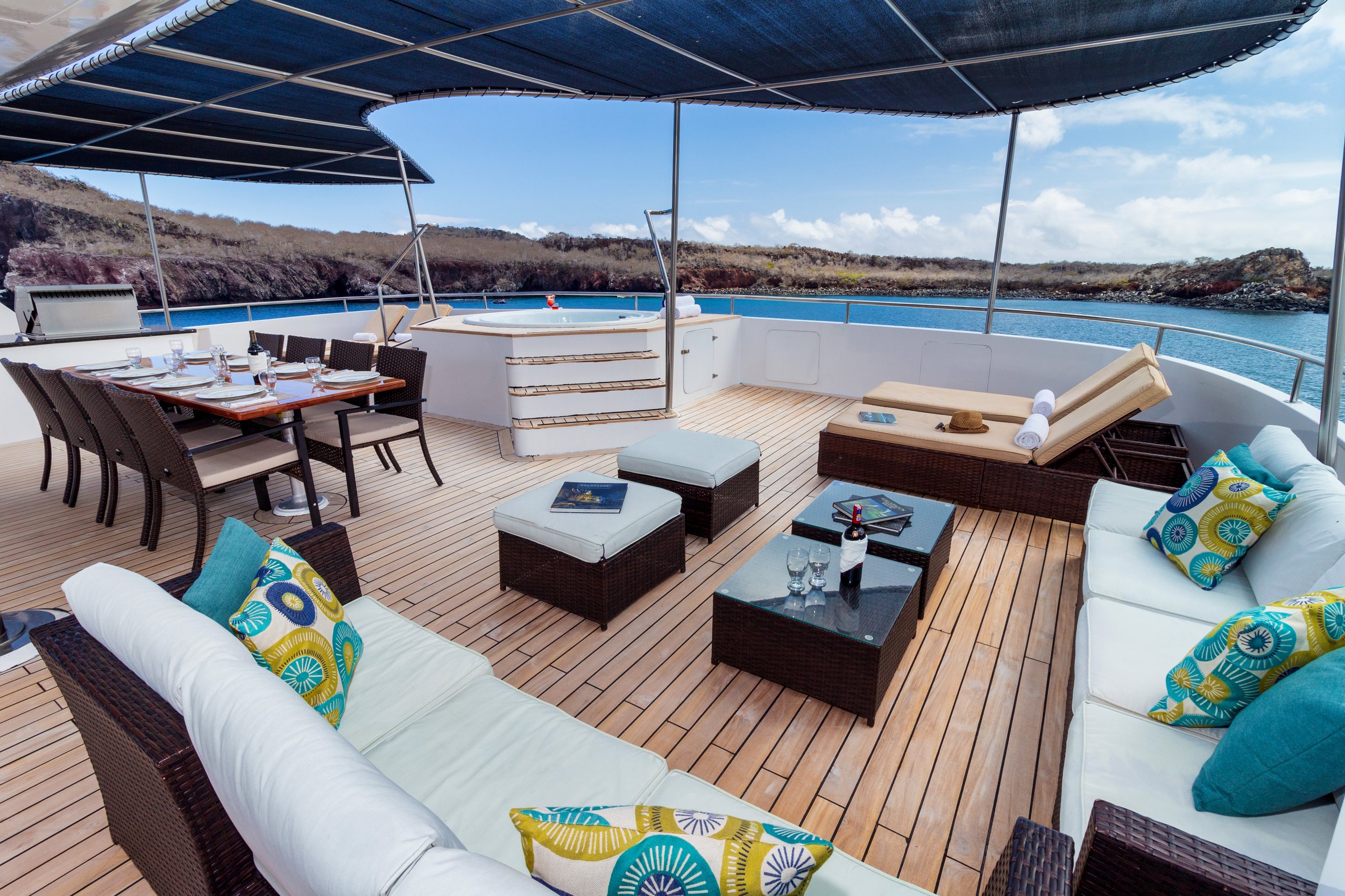 Reina Silvia Voyager-RSV-13.jpg